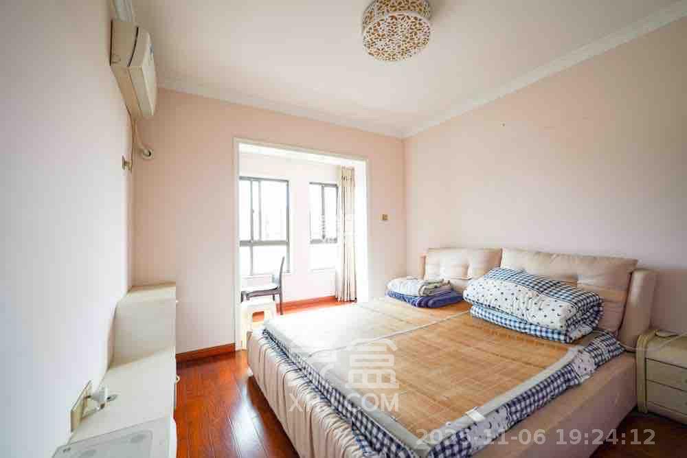 中信凯旋蓝岸(中信新城三期) 2室2厅2卫 2000.0元/月 中信凯旋蓝岸(中信新城三期) 2室2厅2卫 2000.0元/月室内图