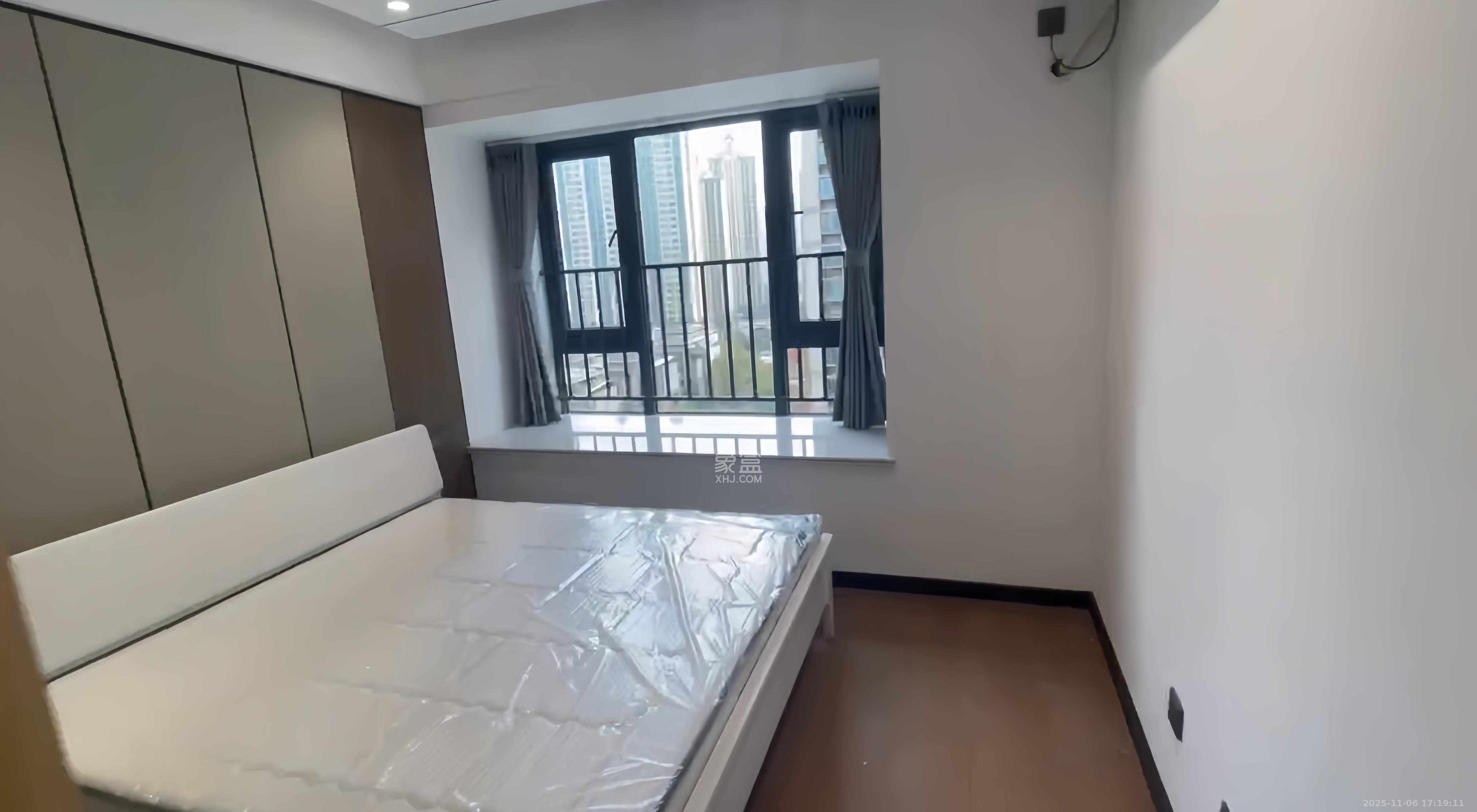 卓越中寰 3室2厅2卫 4200.0元/月 卓越中寰 3室2厅2卫 4200.0元/月室内图