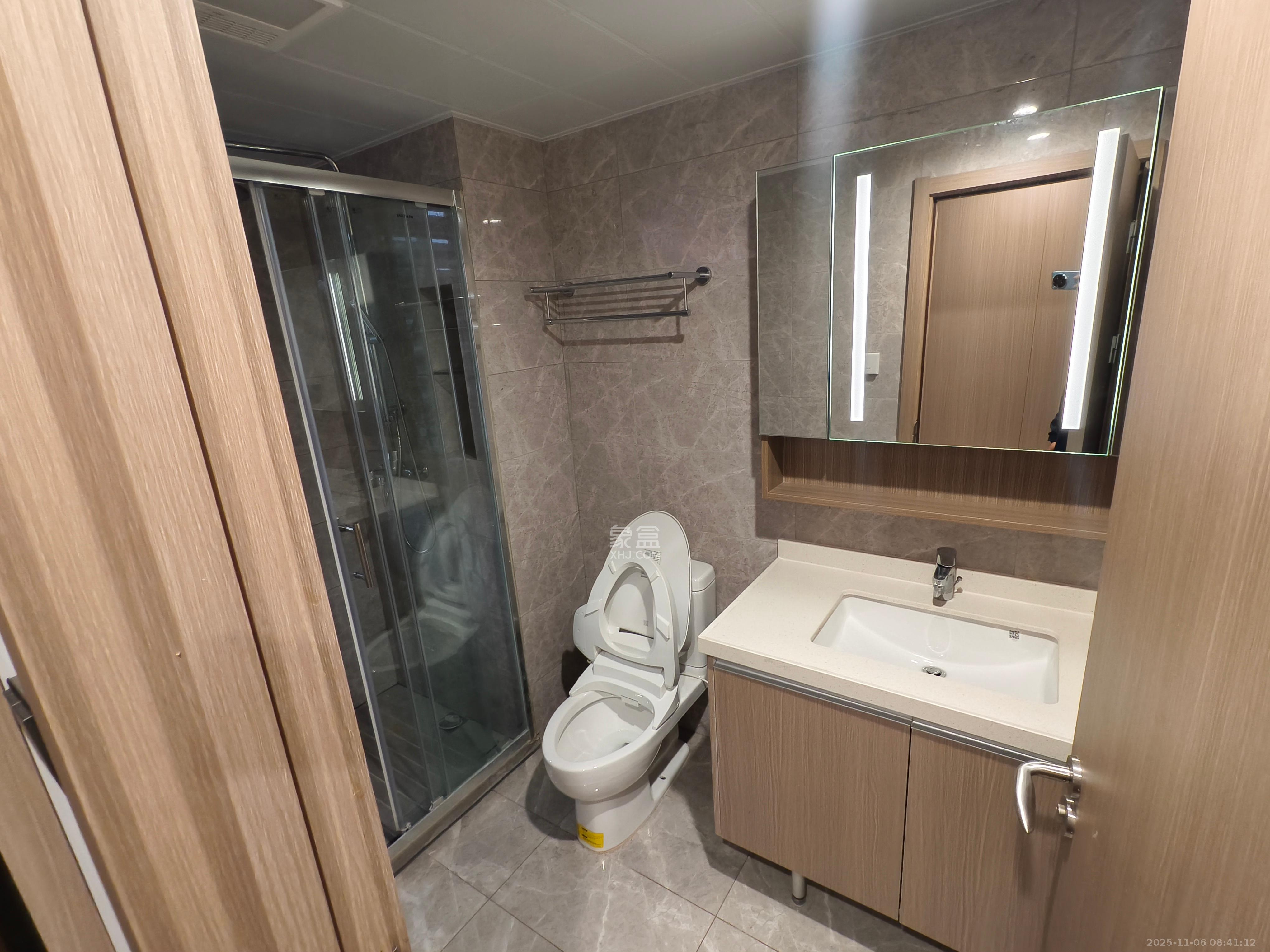 旭辉雨花郡 4室2厅2卫 5000.0元/月 旭辉雨花郡 4室2厅2卫 5000.0元/月室内图