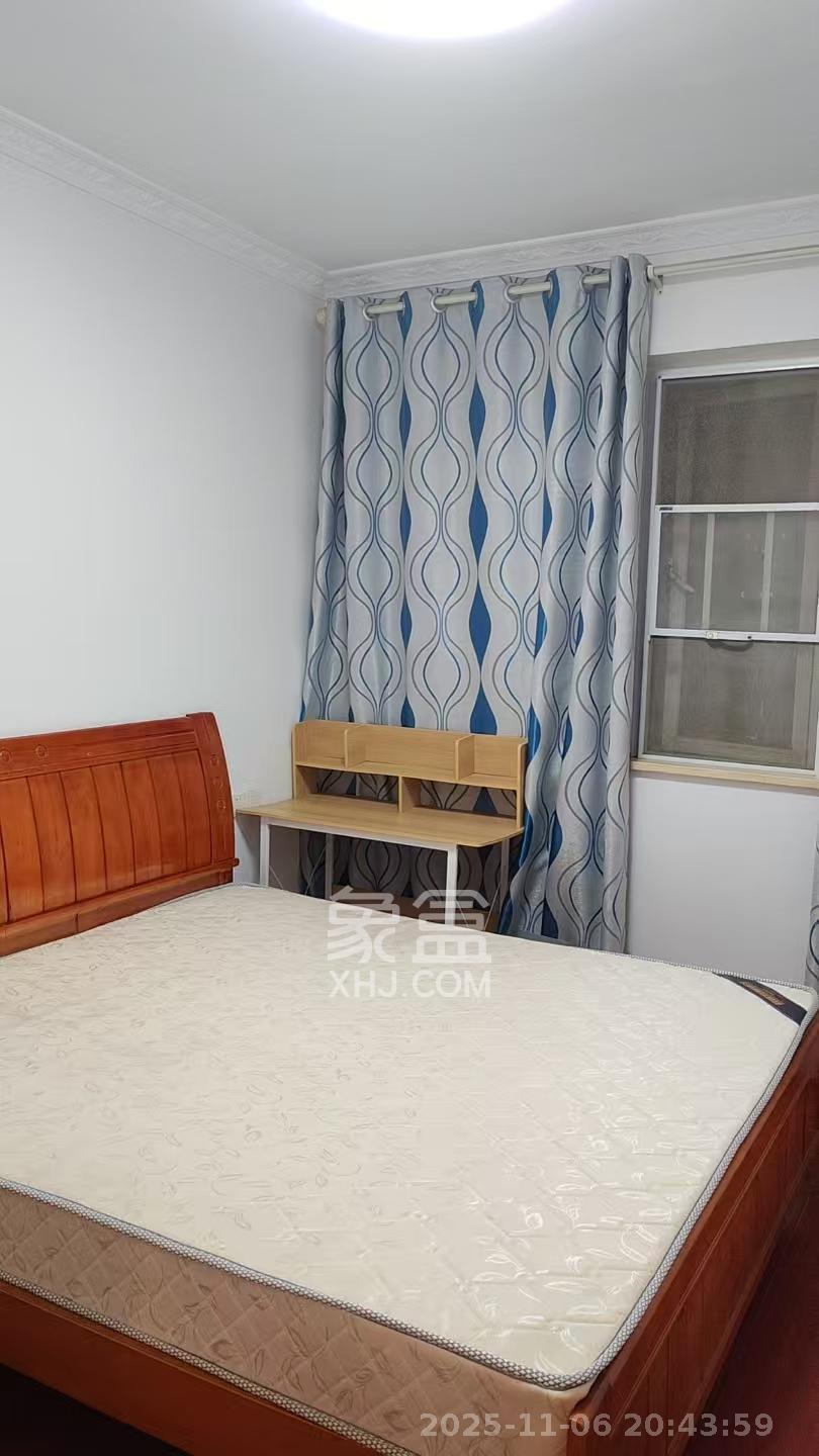 MOMA当代广场 1室2厅1卫 1800.0元/月 MOMA当代广场 1室2厅1卫 1800.0元/月室内图