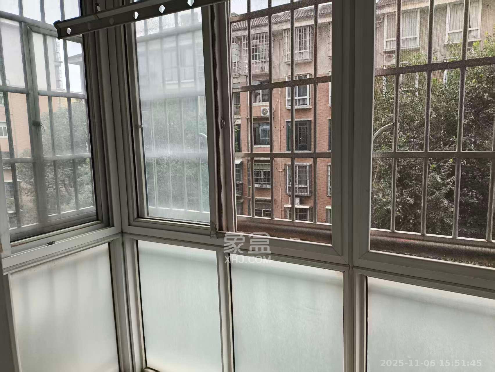 仁和雨花家园  3室2厅2卫    2500.0元/月室内图