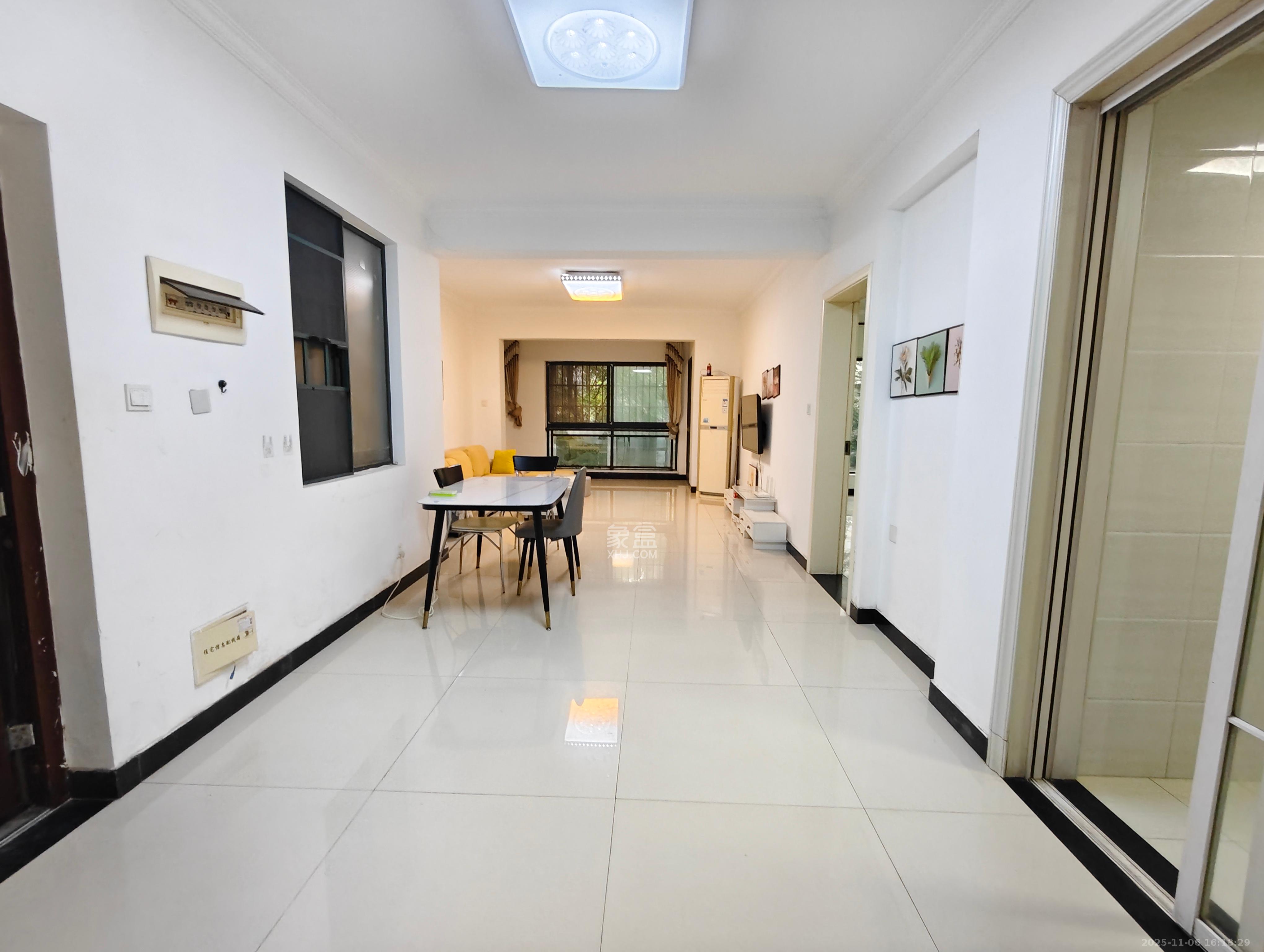 兴旺正佳广场(金石雅苑) 1室2厅1卫 2600.0元/月 兴旺正佳广场(金石雅苑) 1室2厅1卫 2600.0元/月室内图