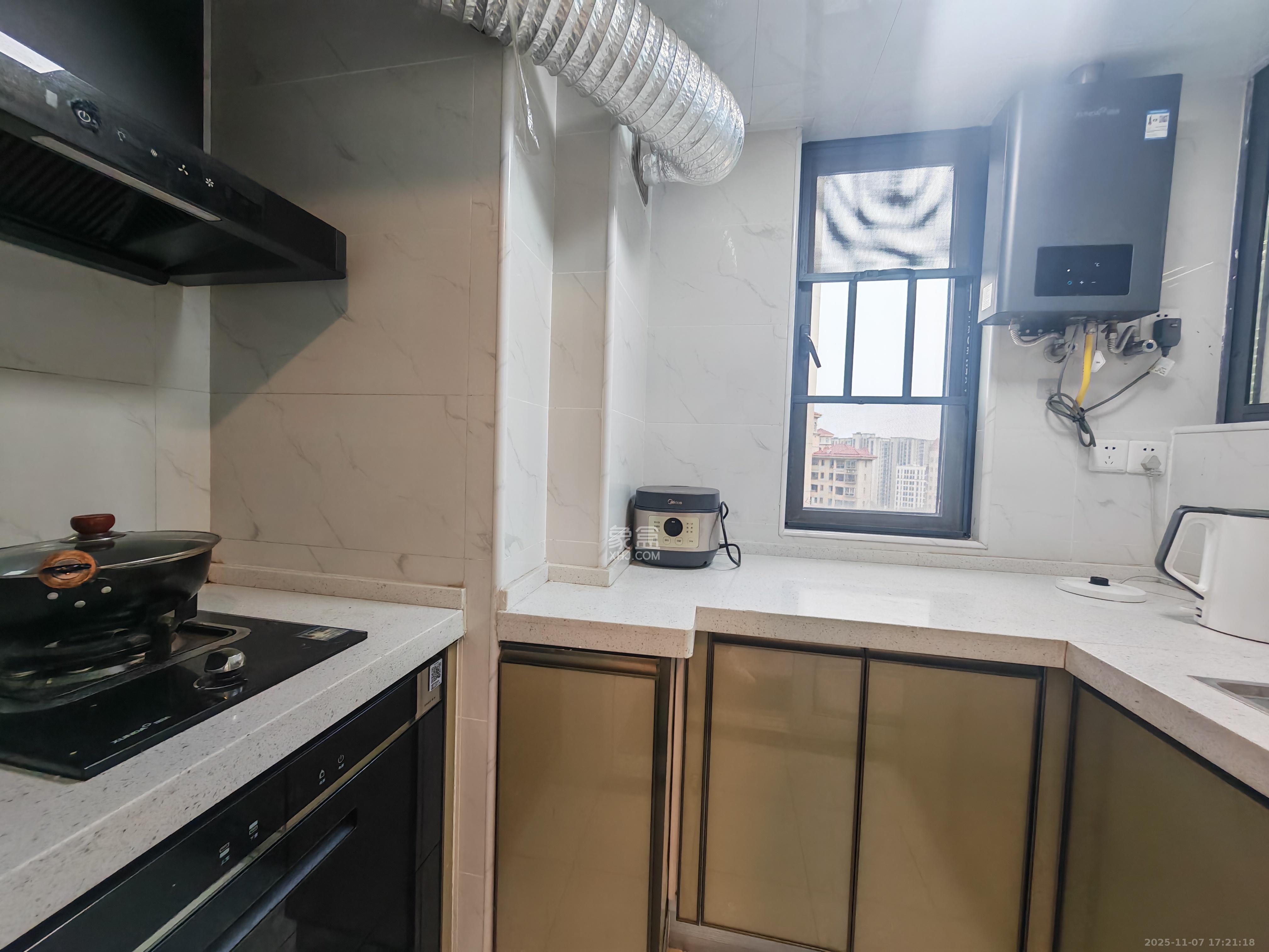 钱隆世家 2室1厅1卫 1700.0元/月 钱隆世家 2室1厅1卫 1700.0元/月室内图