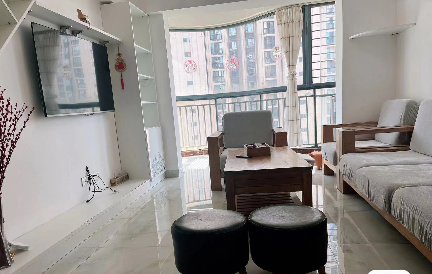 星华佳园 1室2厅2卫 3200.0元/月 星华佳园 1室2厅2卫 3200.0元/月室内图