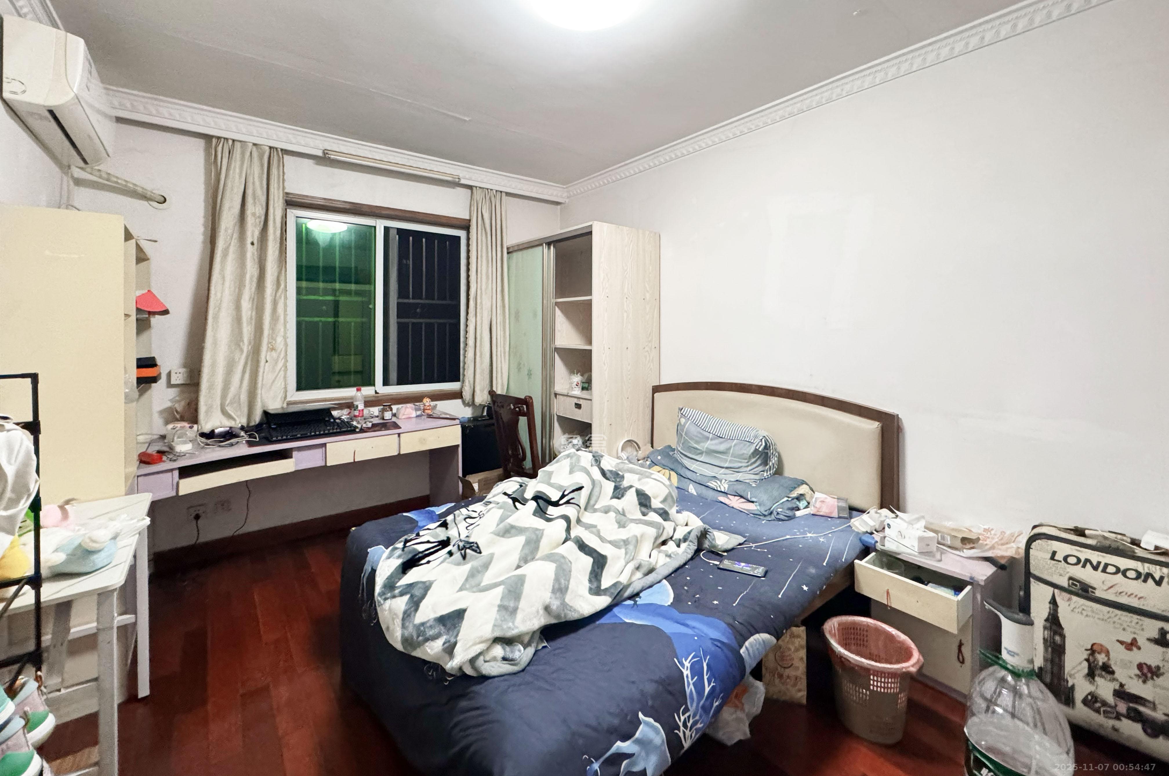 恩瑞麓山名园（龙王港小区）  3室2厅1卫    89.0万其他