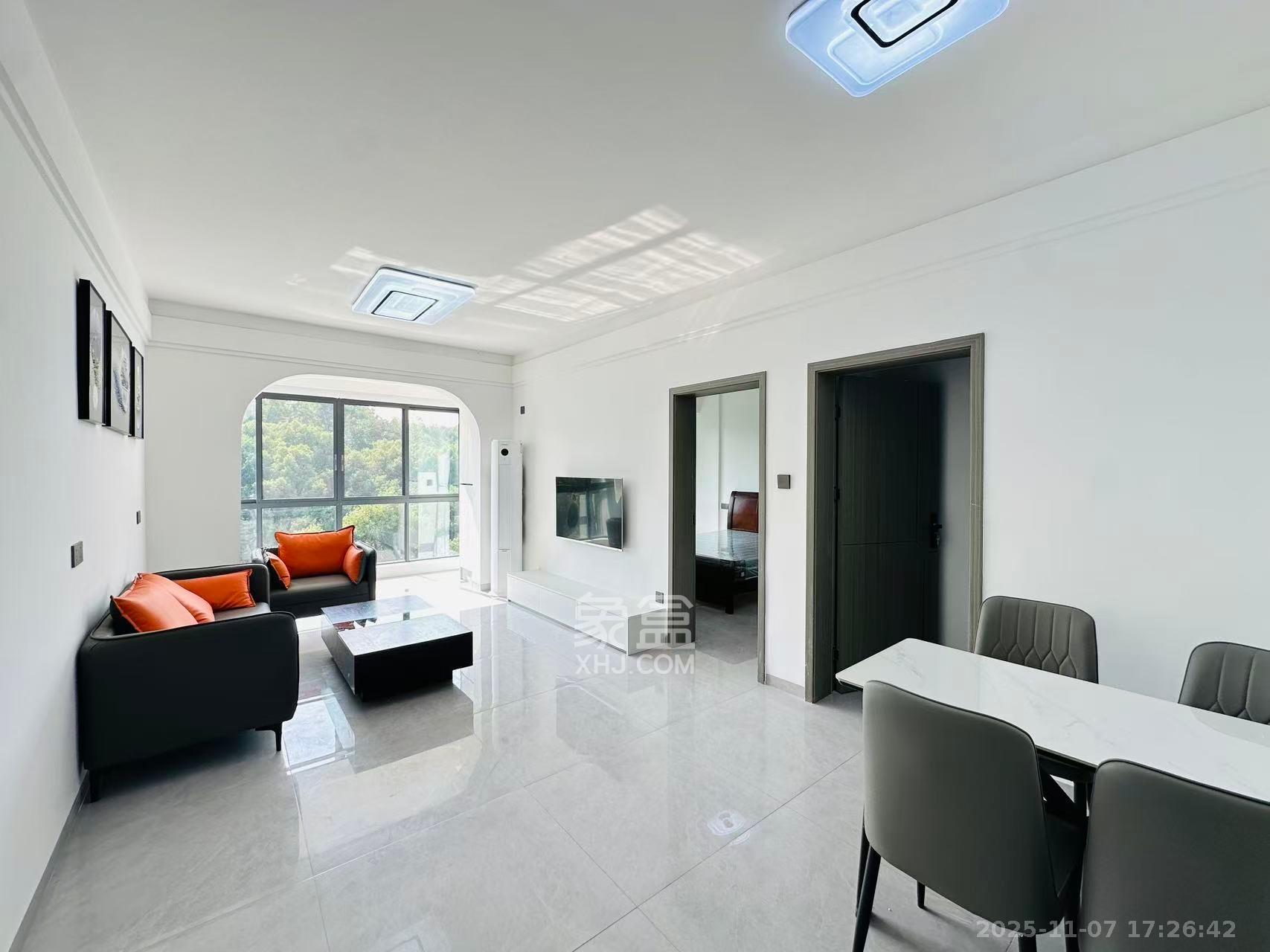 湖湘时代名邸公园壹号 1室0厅0卫 2600.0元/月 湖湘时代名邸公园壹号 1室0厅0卫 2600.0元/月室内图