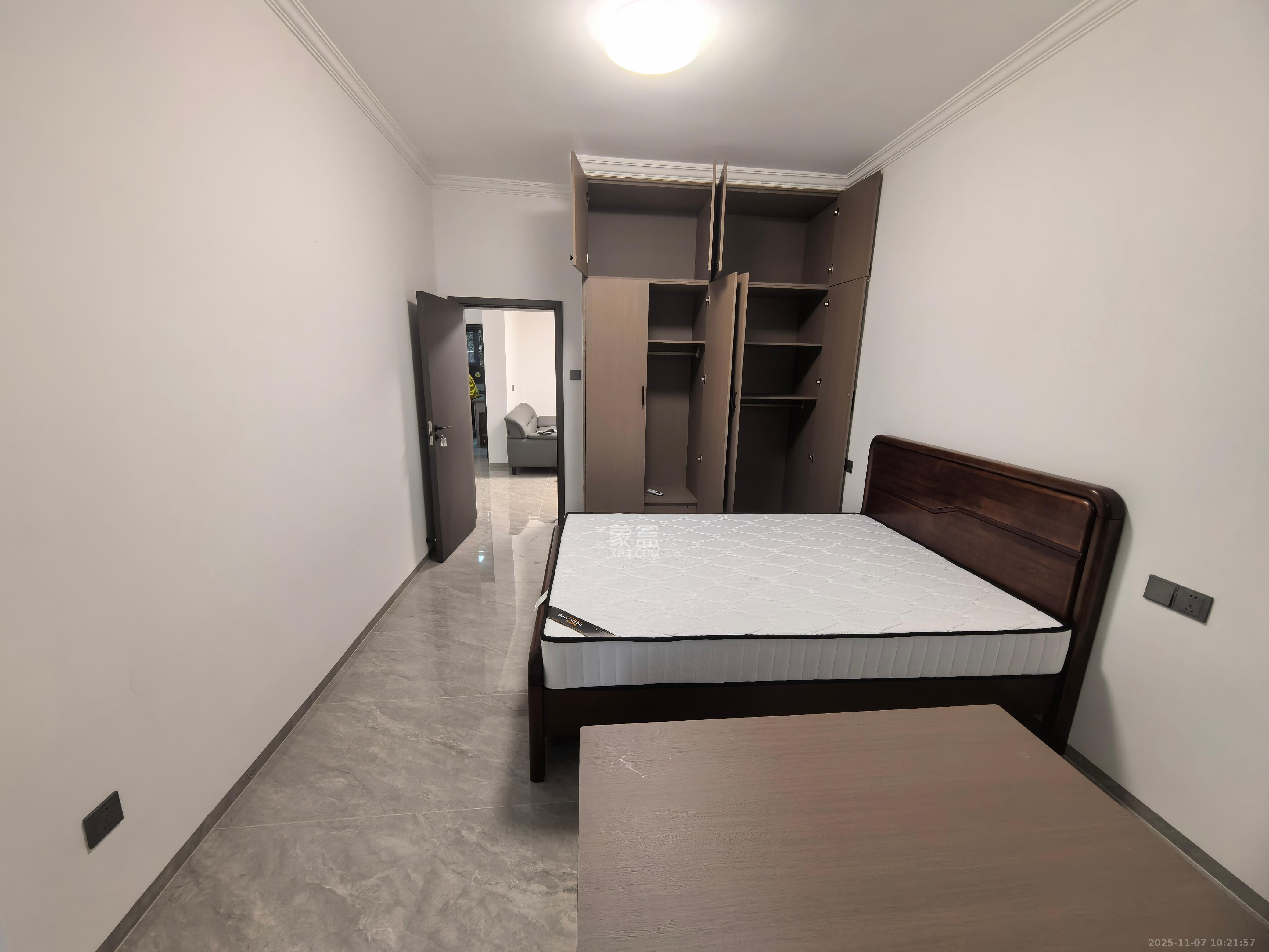 望月湖小区九片 3室1厅1卫 3600.0元/月 望月湖小区九片 3室1厅1卫 3600.0元/月室内图