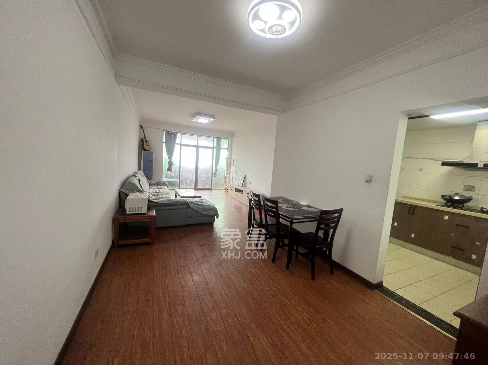 湖南食品药品职业学院(北校区)  2室1厅1卫    1700.0元/月室内图