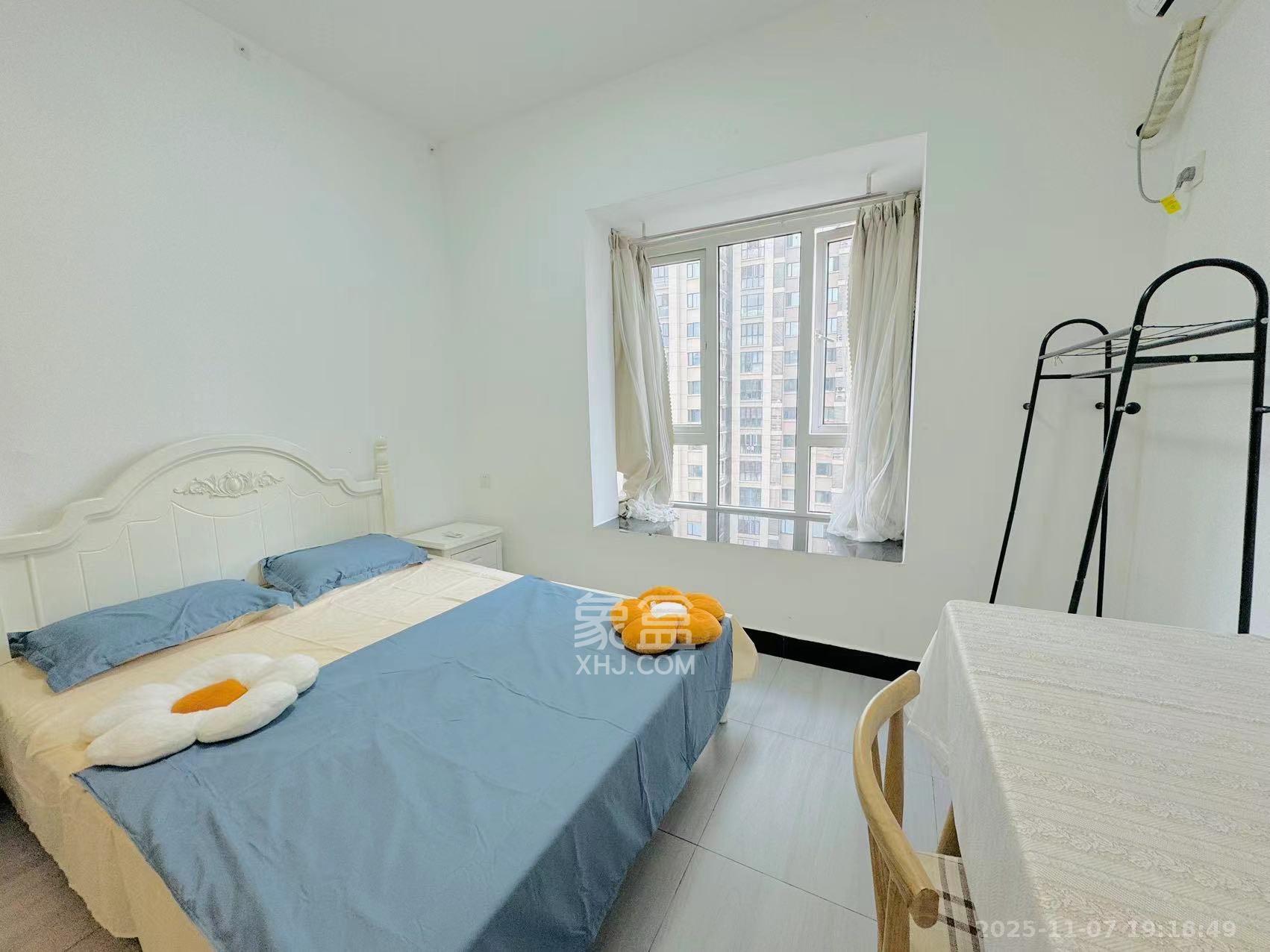 芙蓉万国城MOMA(卓越汇富苑) 1室1厅1卫 1200.0元/月 芙蓉万国城MOMA(卓越汇富苑) 1室1厅1卫 1200.0元/月室内图