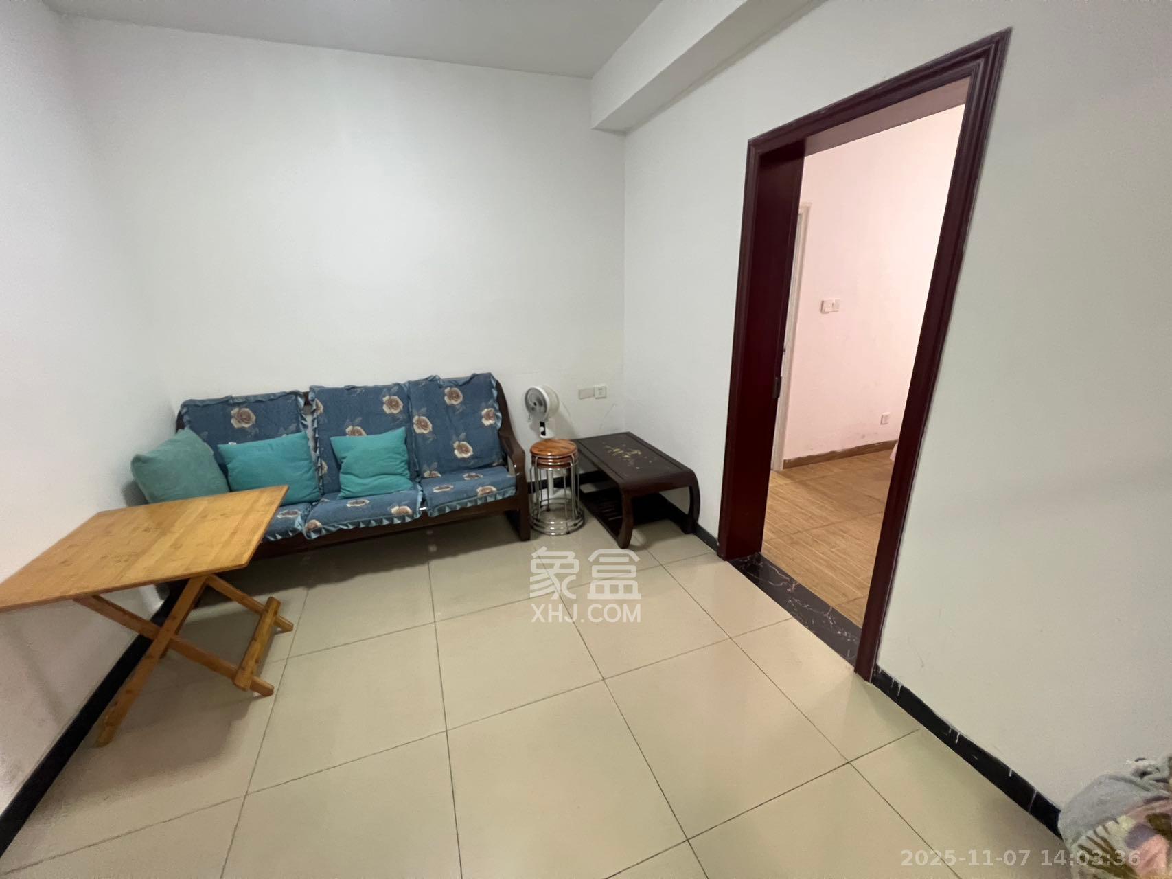 和馨园  1室1厅1卫    1450.0元/月室内图