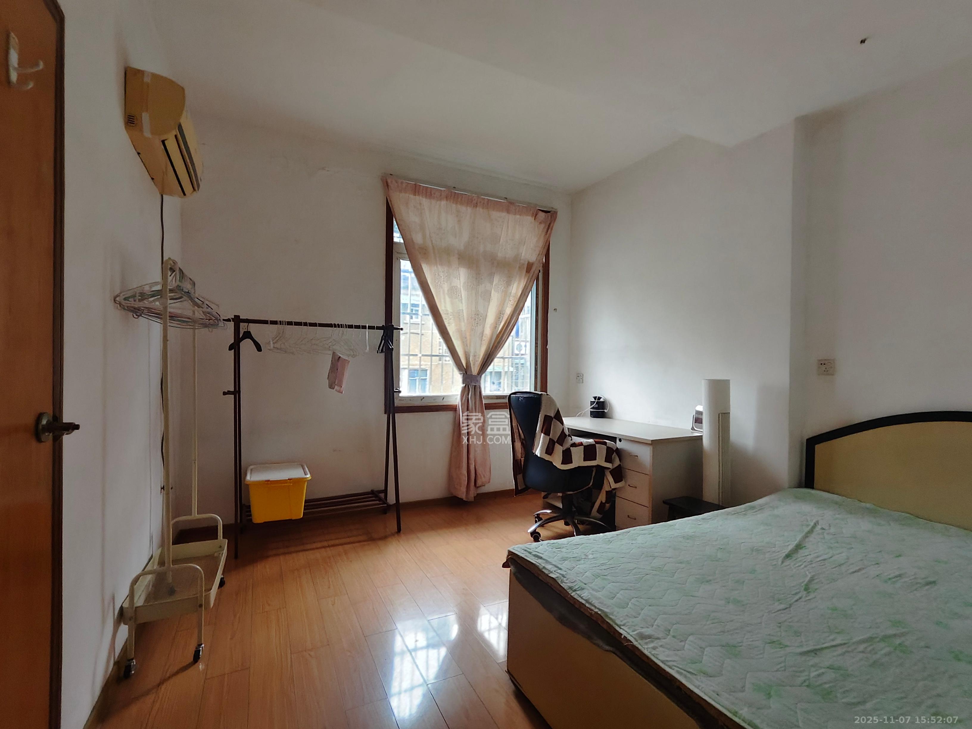 牛角塘社区 2室1厅1卫 1800.0元/月 牛角塘社区 2室1厅1卫 1800.0元/月室内图