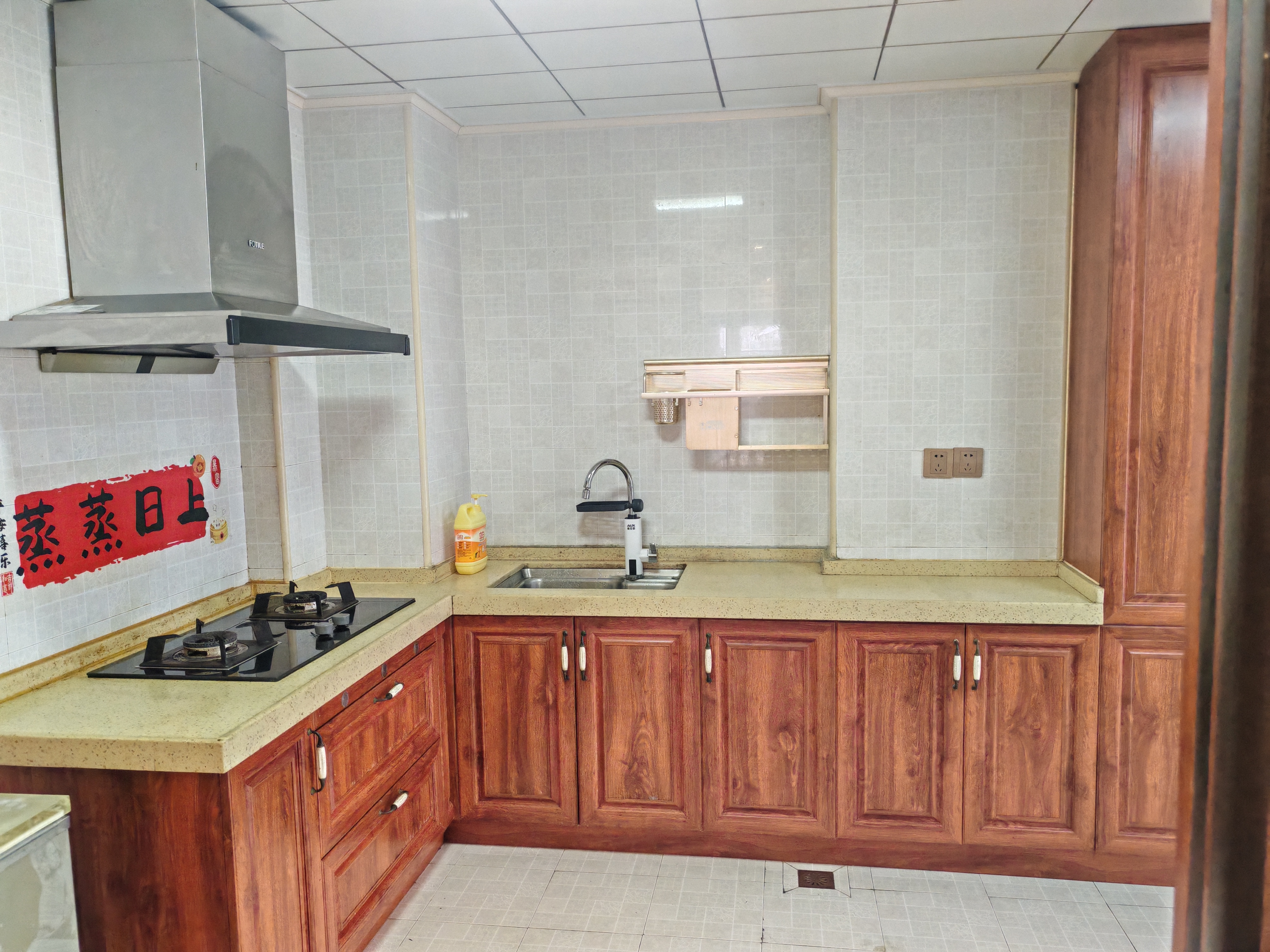 怡和湖城大境 2室2厅1卫 3200.0元/月 怡和湖城大境 2室2厅1卫 3200.0元/月室内图