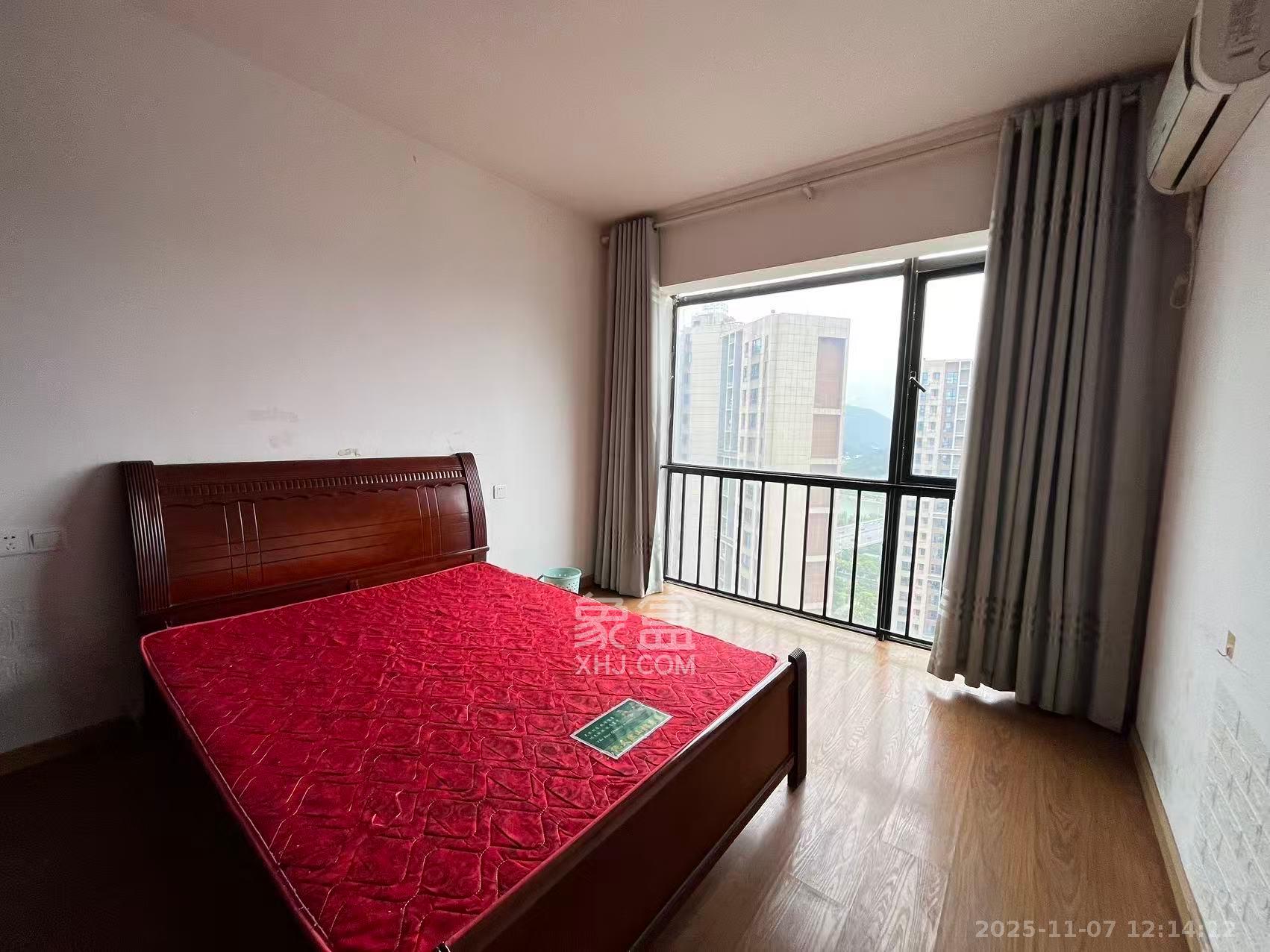 达美D6区  3室2厅2卫    2500.0元/月室内图