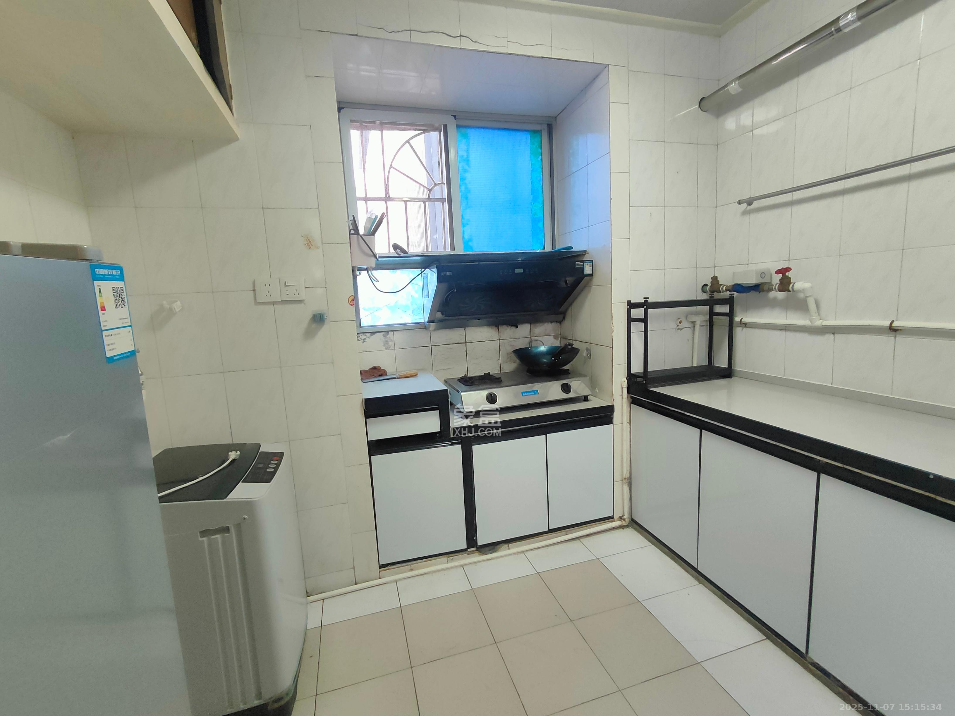 中建五局信和苑三区 1室1厅1卫 1150.0元/月 中建五局信和苑三区 1室1厅1卫 1150.0元/月室内图