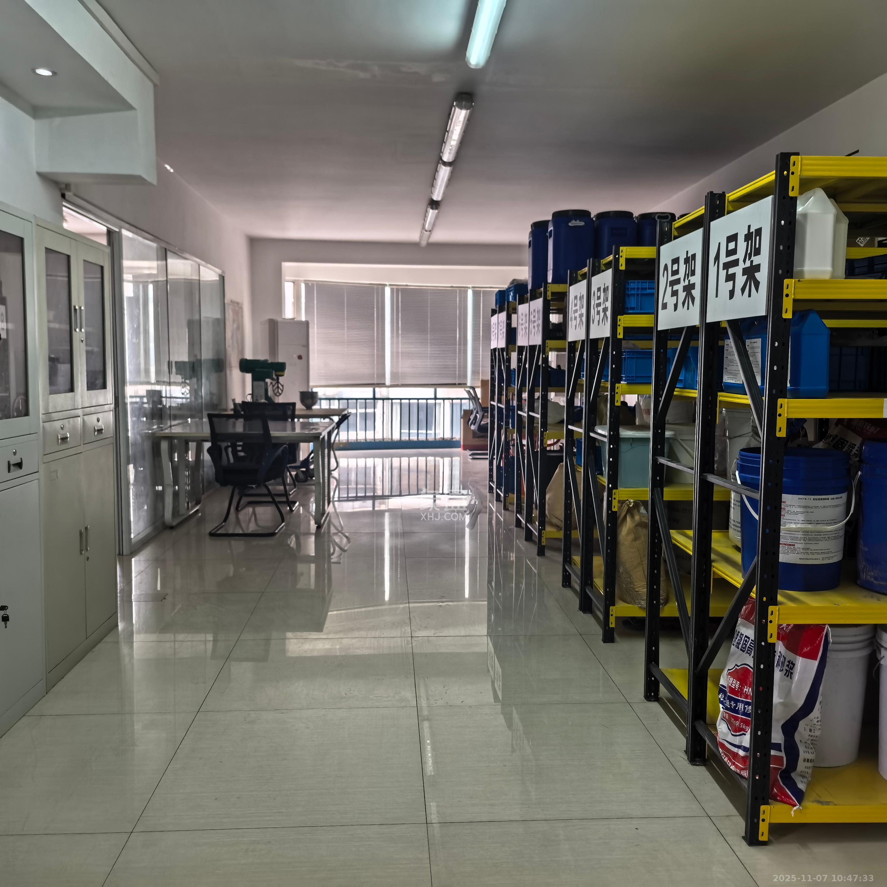 新世纪花苑 3室2厅2卫 4000.0元/月 新世纪花苑 3室2厅2卫 4000.0元/月室内图