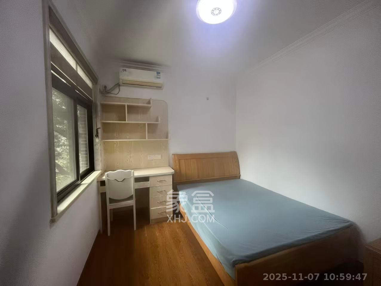 景塘家园  3室1厅1卫    2200.0元/月室内图