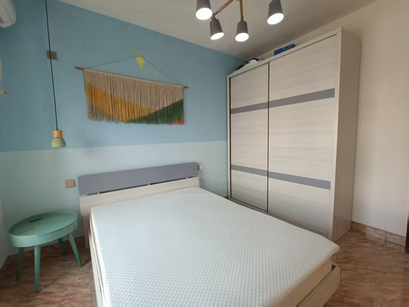 郁金香花园 1室1厅1卫 2100.0元/月 郁金香花园 1室1厅1卫 2100.0元/月室内图