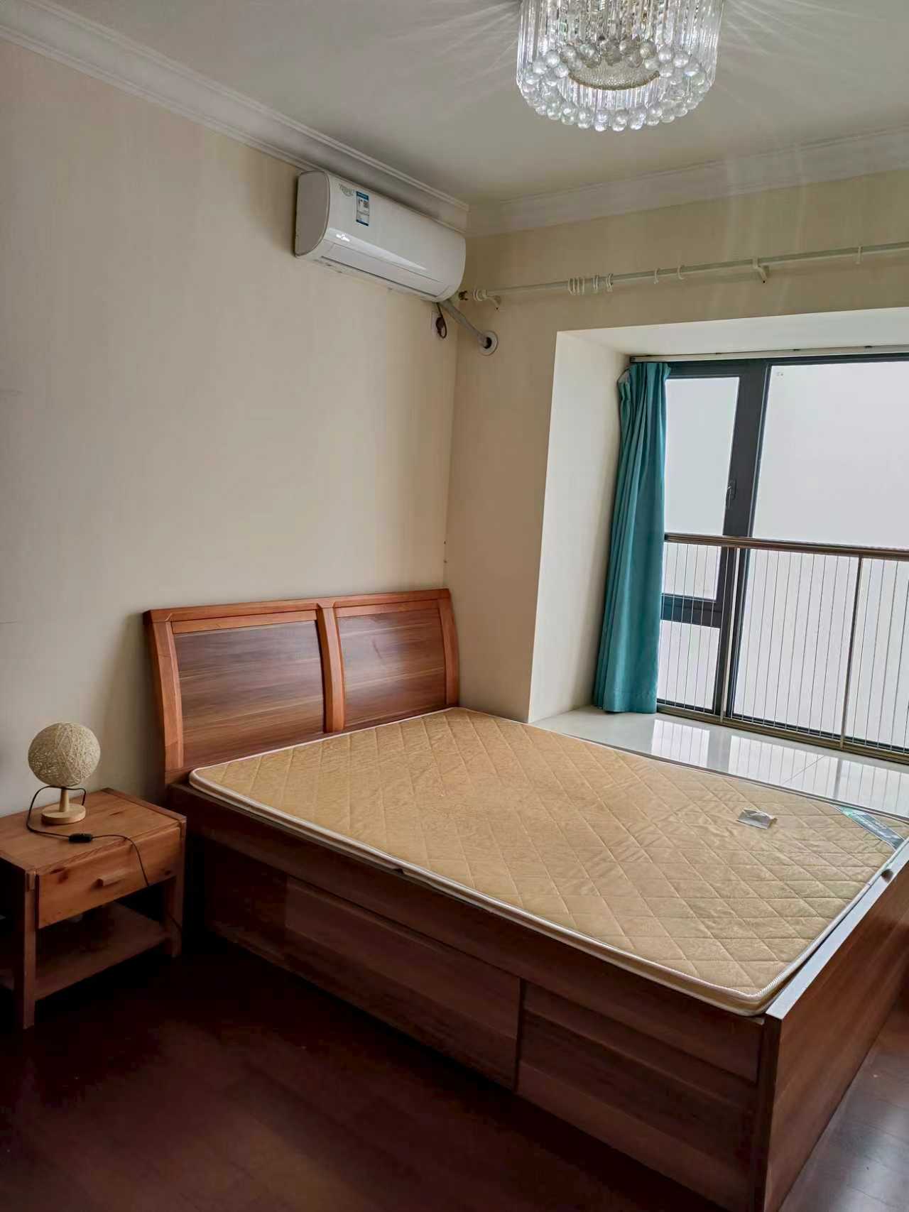 恒大外滩  3室2厅1卫    3900.0元/月室内图