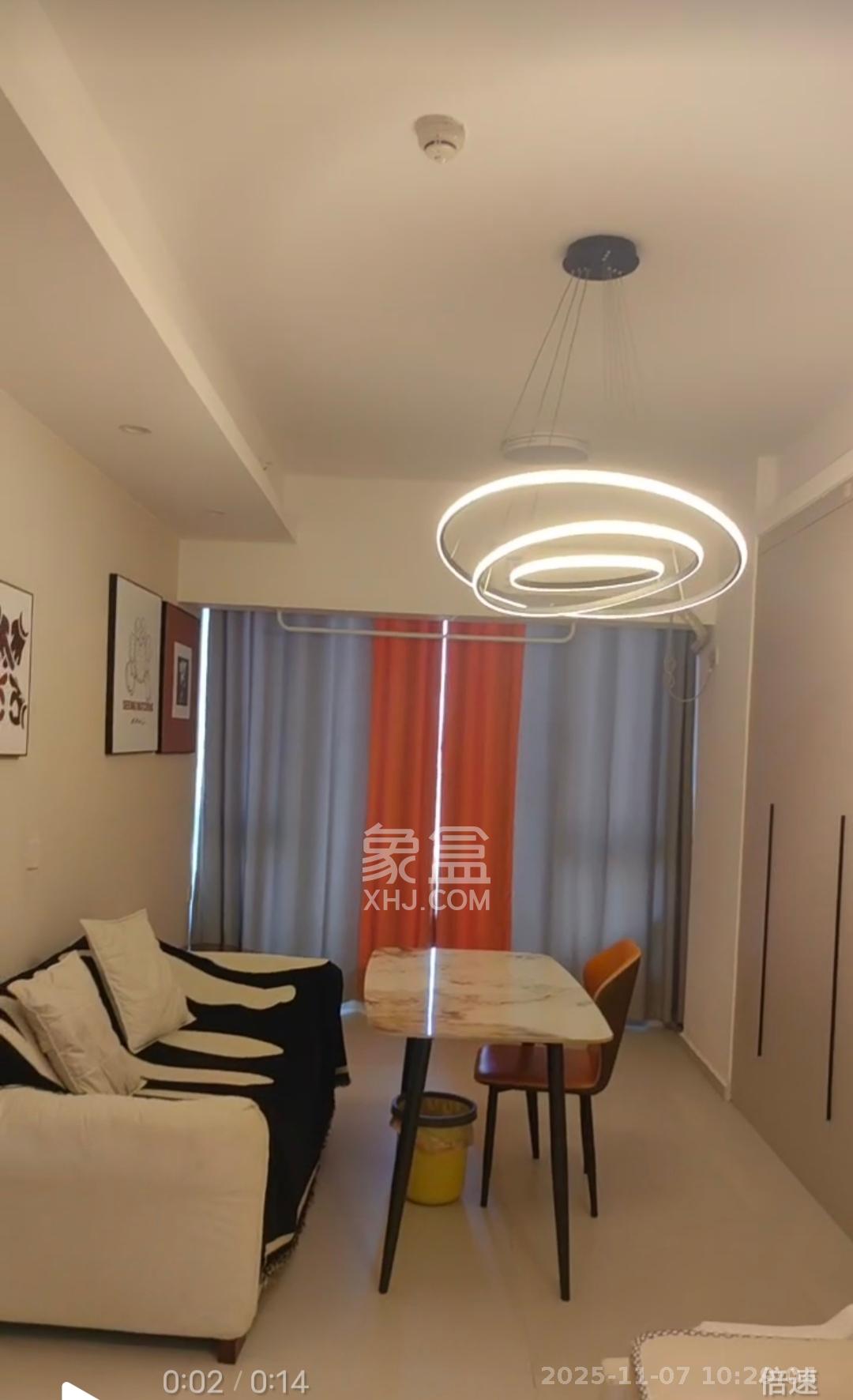 金地商置湘江峯汇  1室1厅1卫    1400.0元/月室内图1