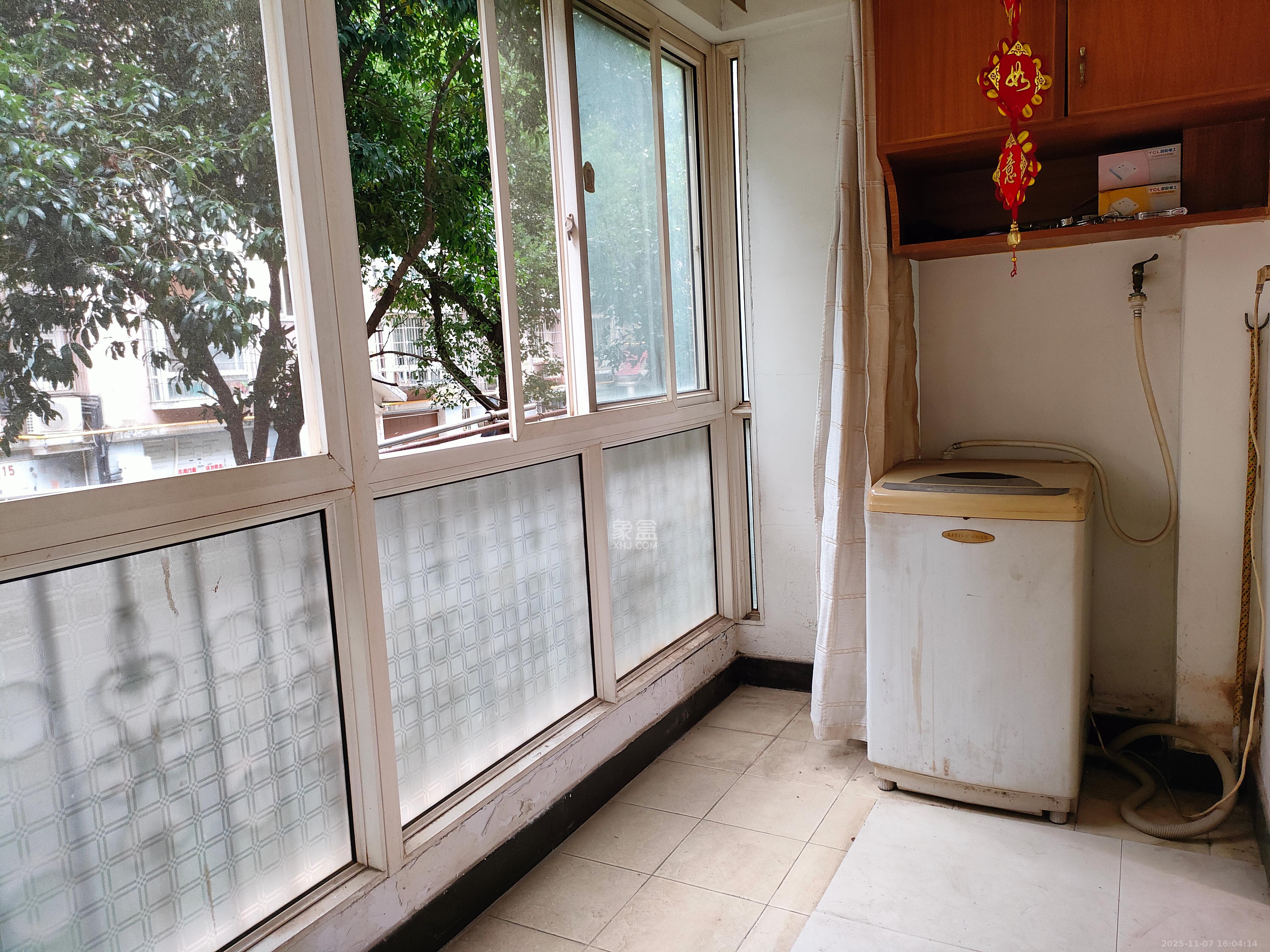 融城花苑  3室2厅1卫    1800.0元/月室内图