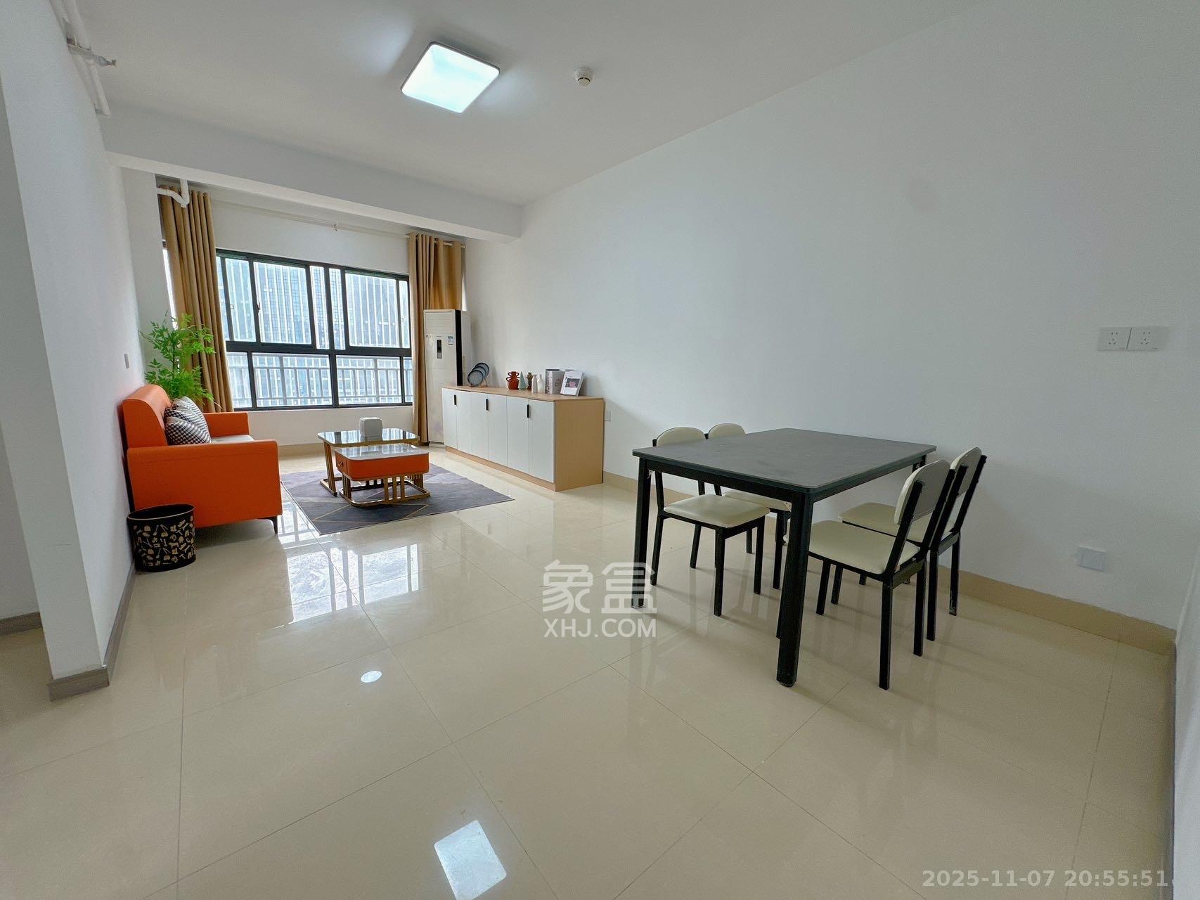 香樟兰亭(朗峰苑) 2室1厅1卫 2445.0元/月 香樟兰亭(朗峰苑) 2室1厅1卫 2445.0元/月室内图