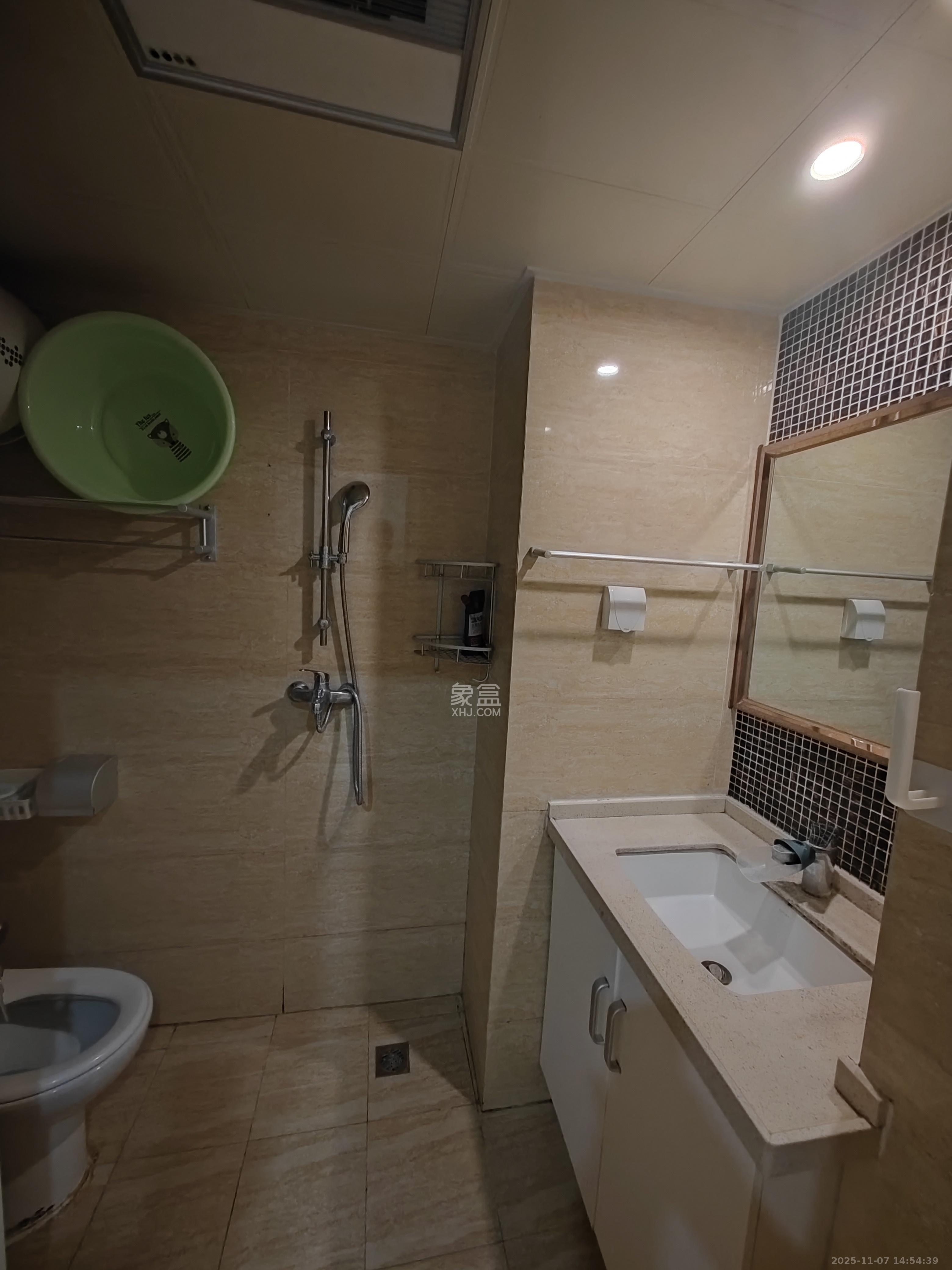 五江天街北区 1室1厅1卫 1500.0元/月 五江天街北区 1室1厅1卫 1500.0元/月室内图