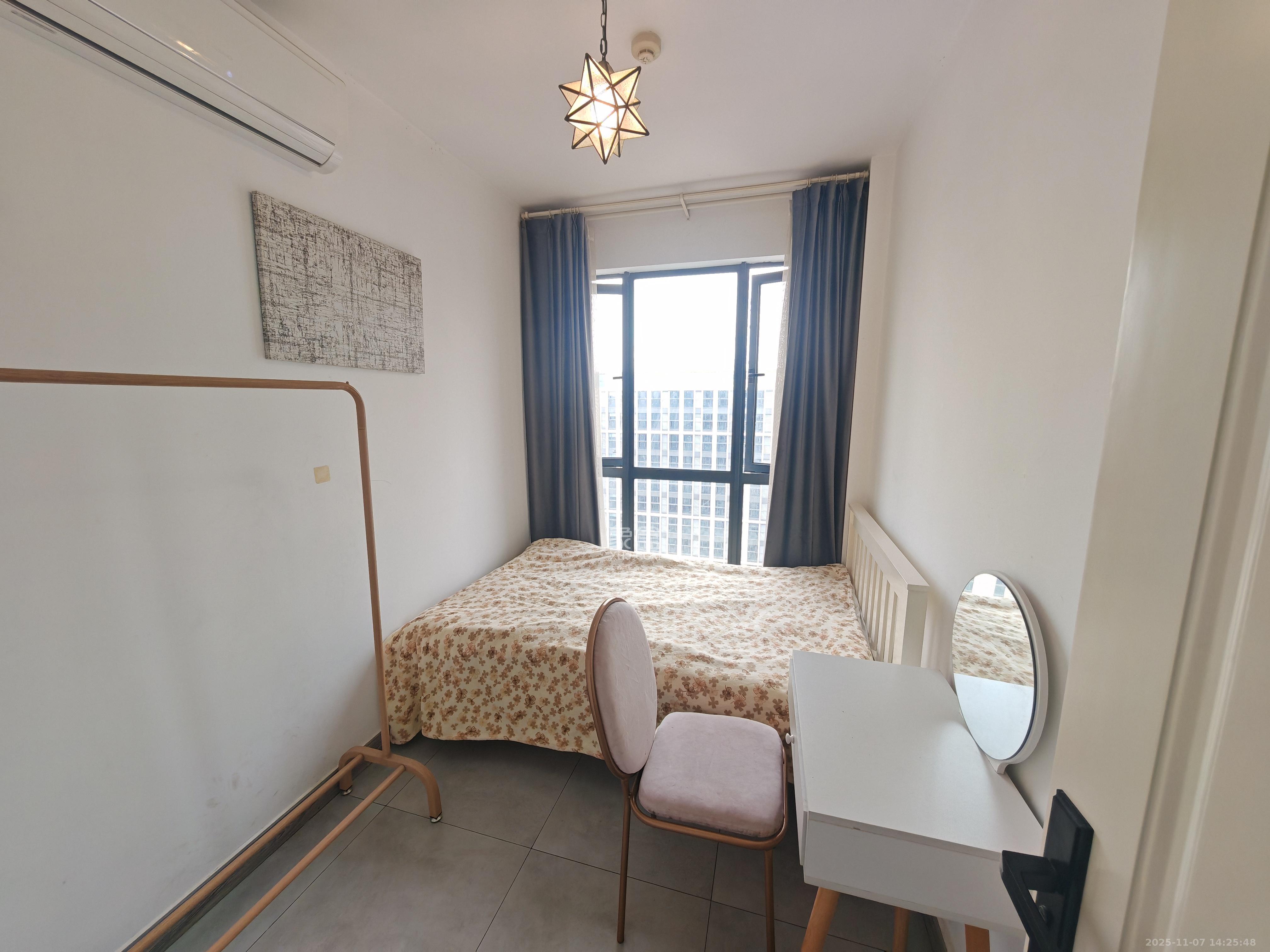 欧亚达国际广场 2室2厅1卫 2200.0元/月 欧亚达国际广场 2室2厅1卫 2200.0元/月室内图