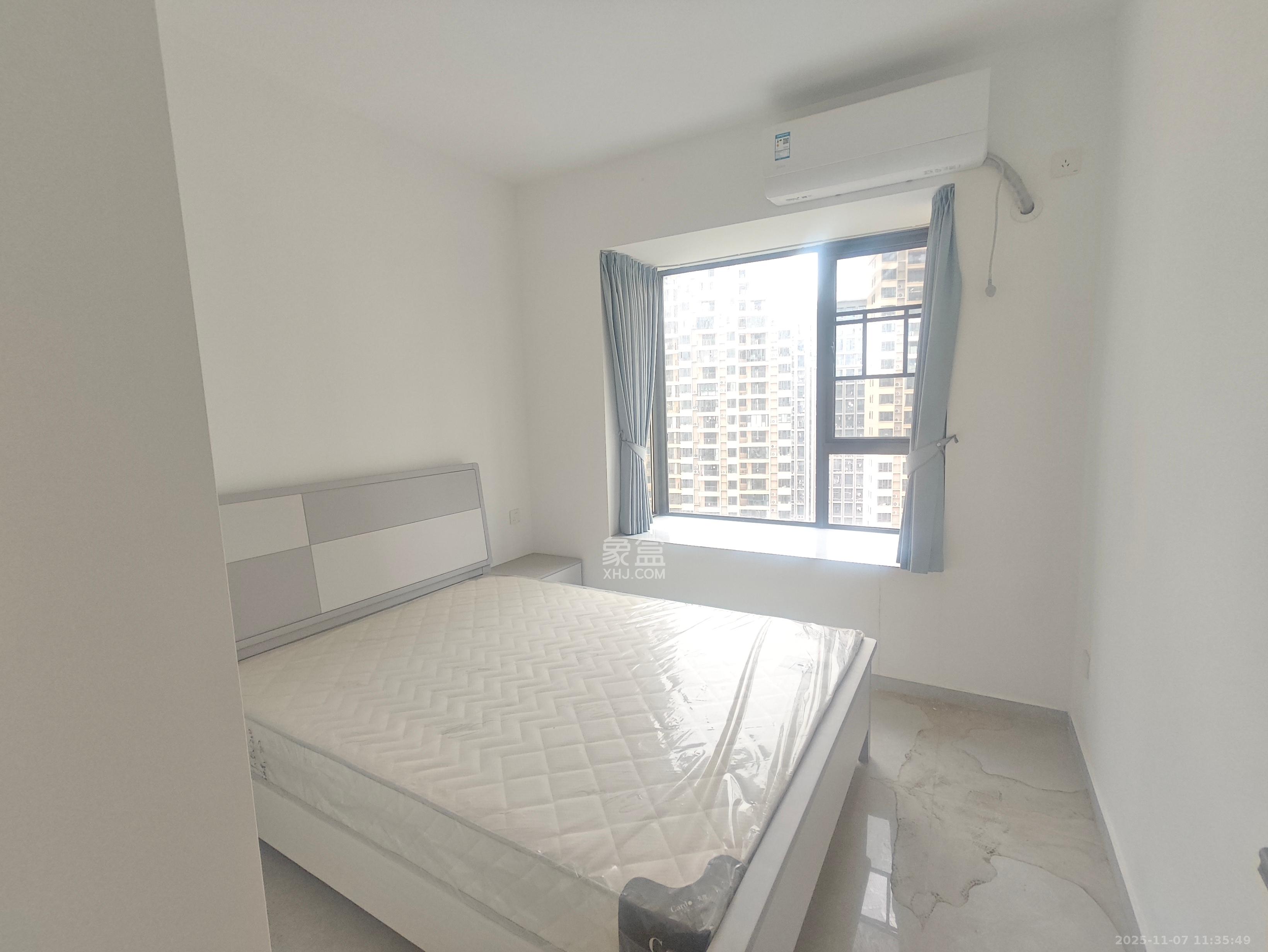 岭福家苑(天心佳苑) 3室2厅2卫 3600.0元/月 岭福家苑(天心佳苑) 3室2厅2卫 3600.0元/月室内图