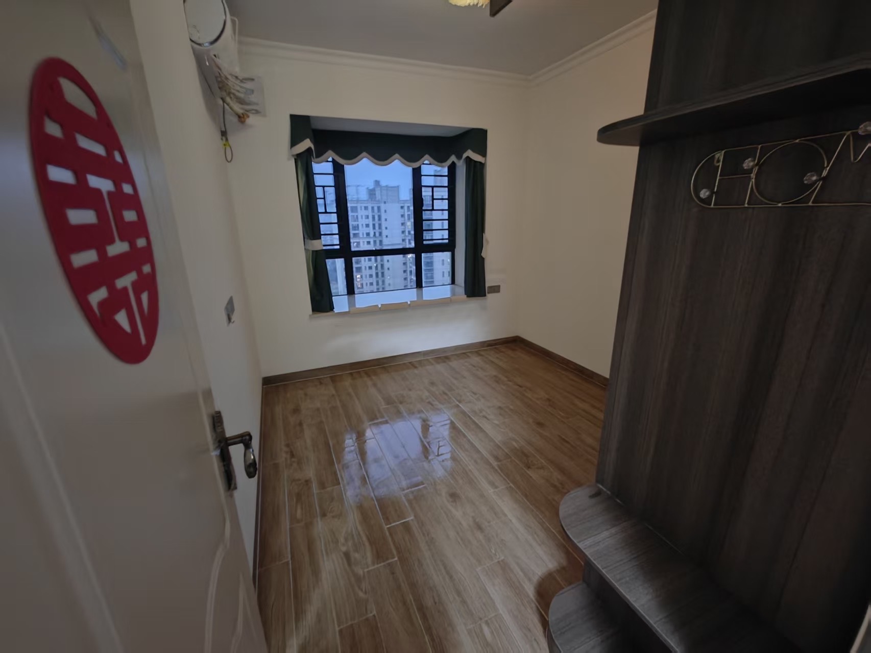 现代美居（喜盈门）  3室2厅2卫    3500.0元/月室内图