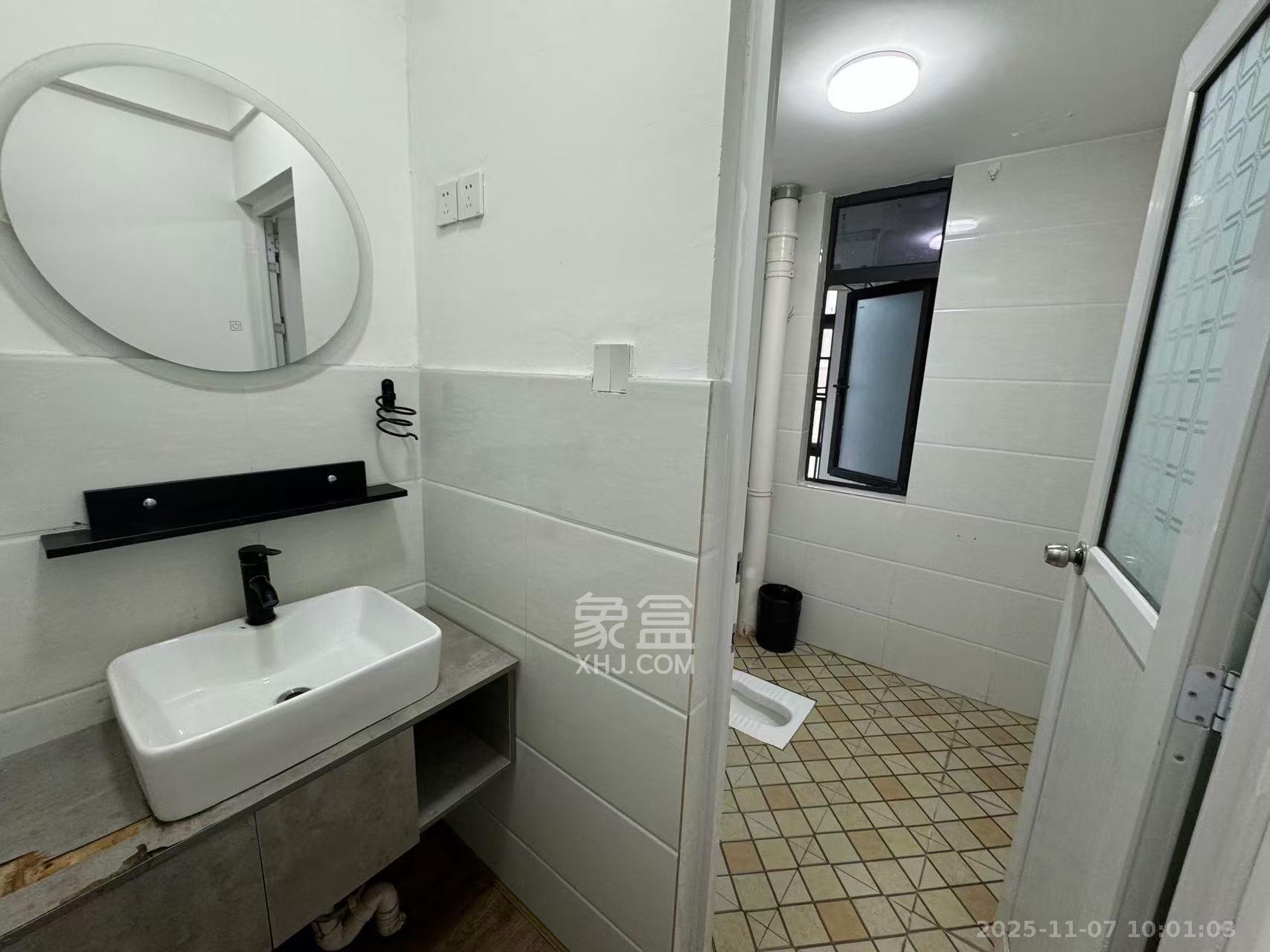 湘域城邦(湘域国际中心) 2室1厅1卫 3700.0元/月 湘域城邦(湘域国际中心) 2室1厅1卫 3700.0元/月室内图