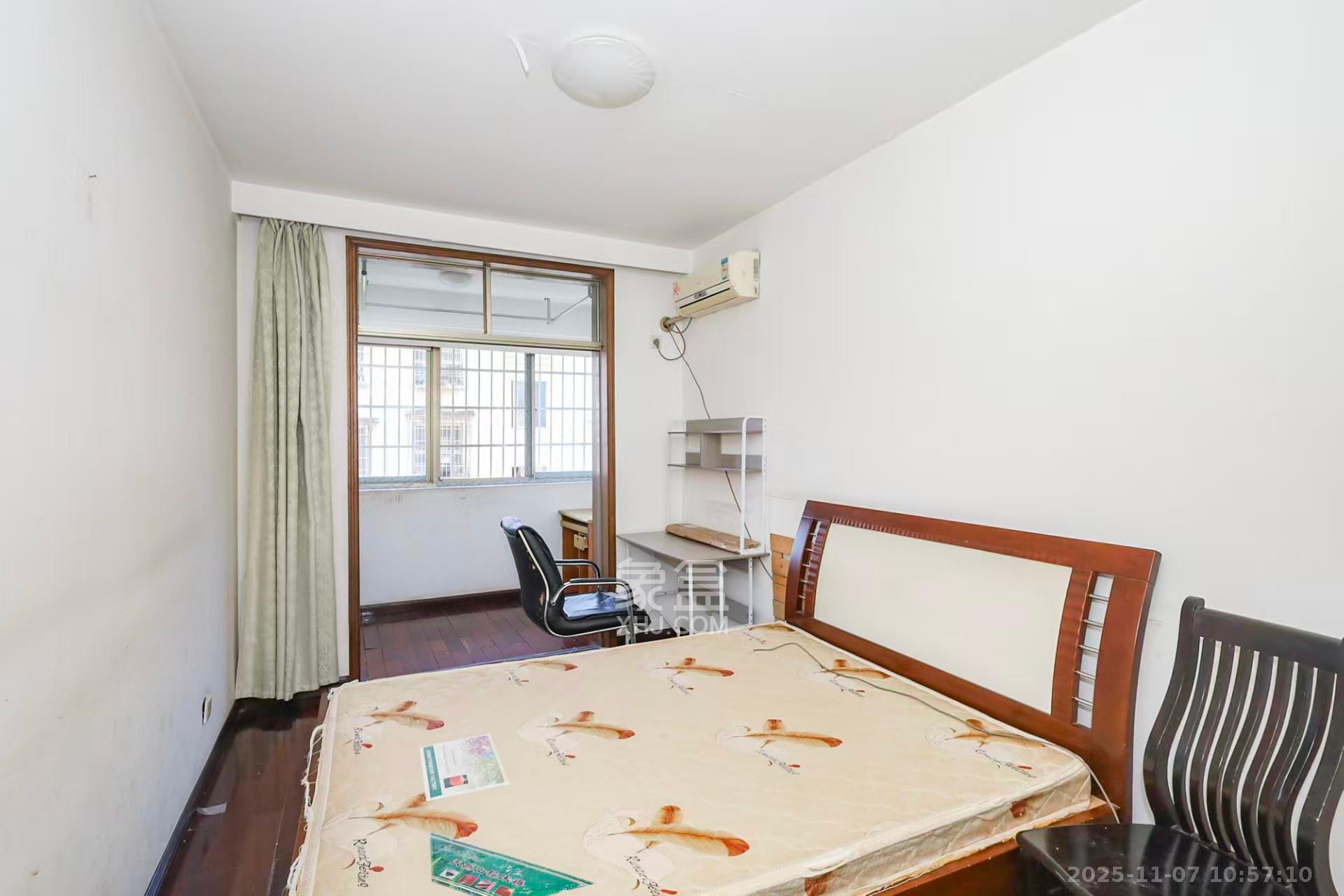 桔洲新苑(观沙岭) 3室2厅2卫 2200.0元/月 桔洲新苑(观沙岭) 3室2厅2卫 2200.0元/月室内图