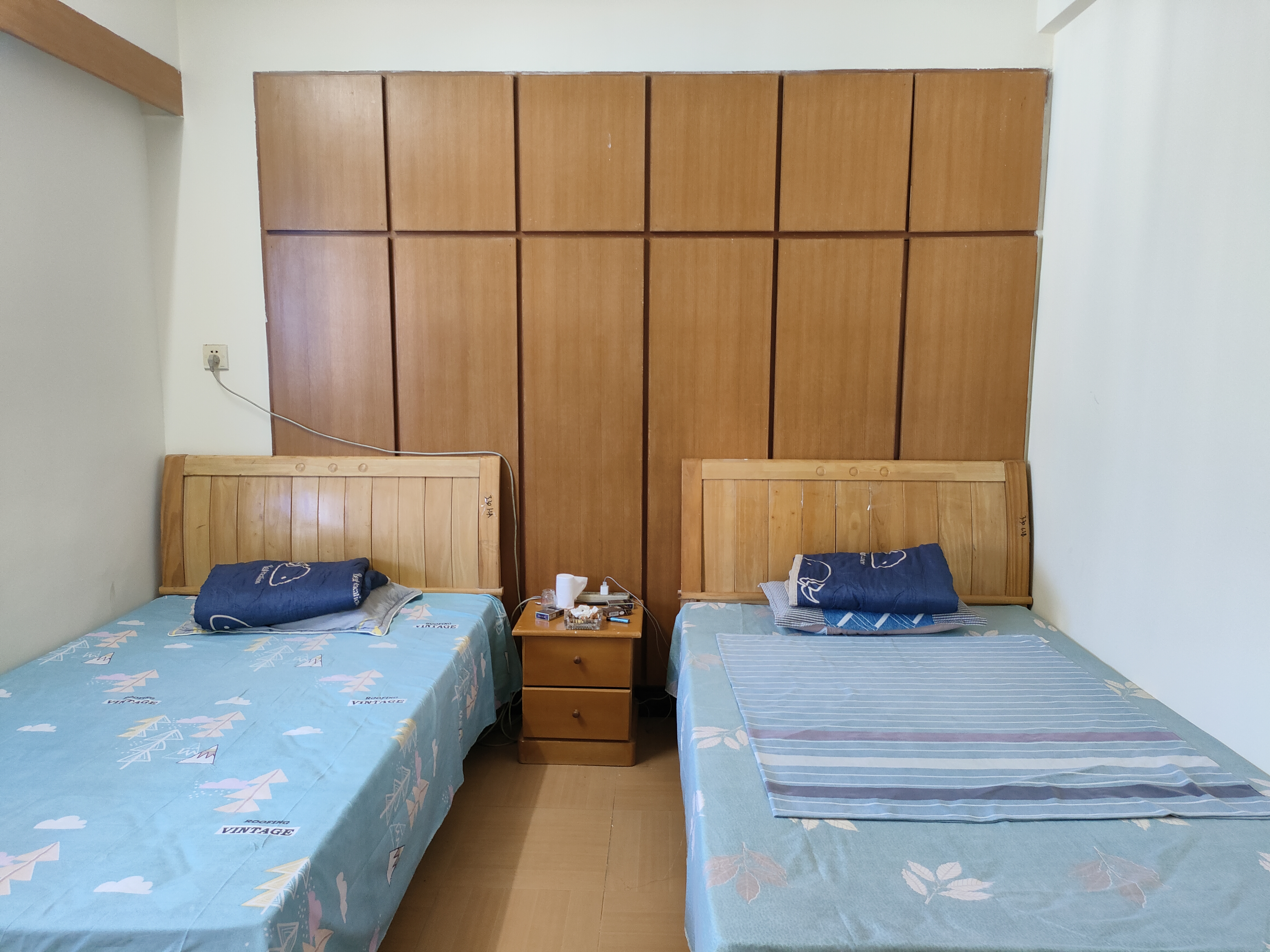 海口农行宿舍（海秀路48-1号）  3室2厅2卫    2400.0元/月室内图