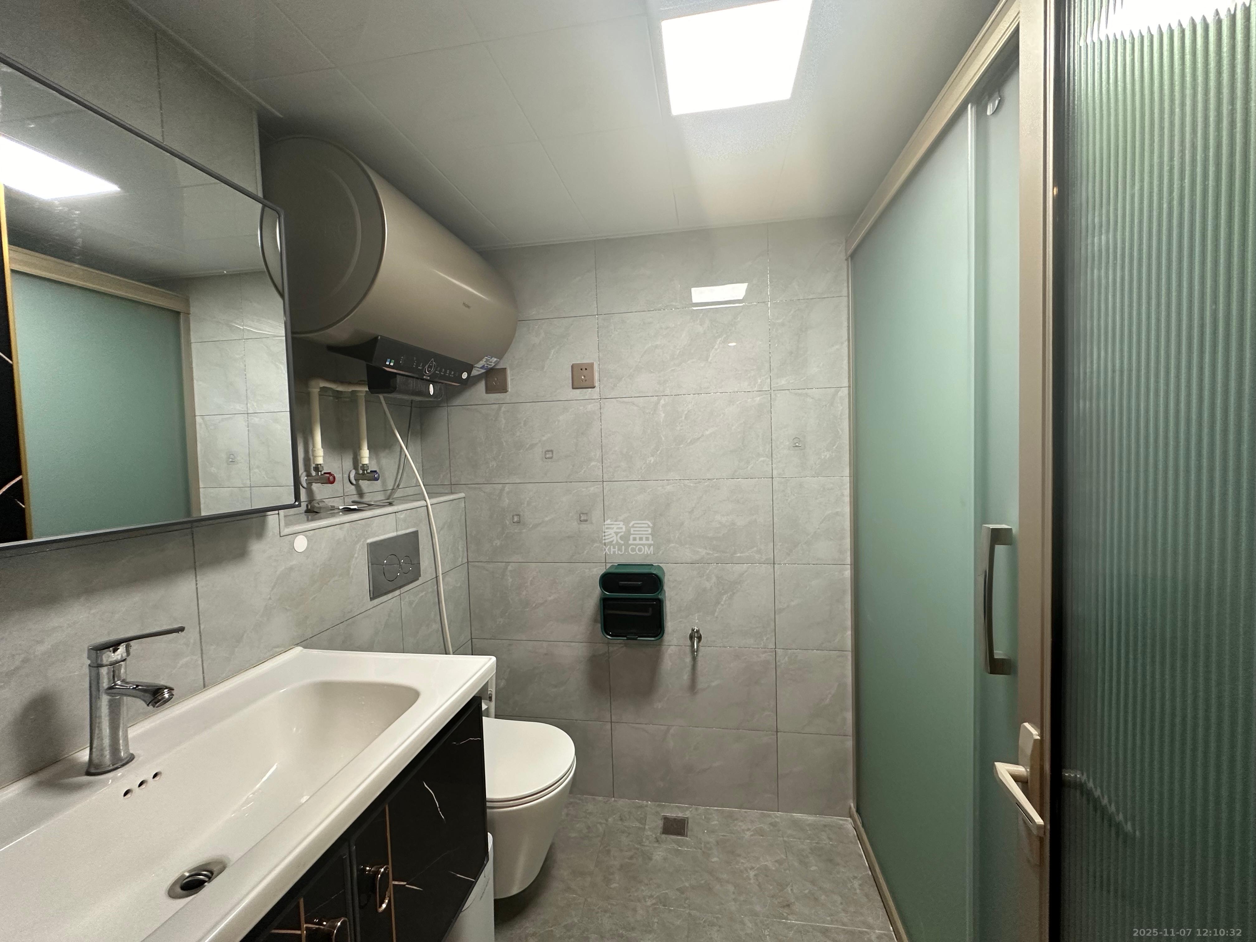 启迪协信中心  2室1厅1卫    2600.0元/月室内图