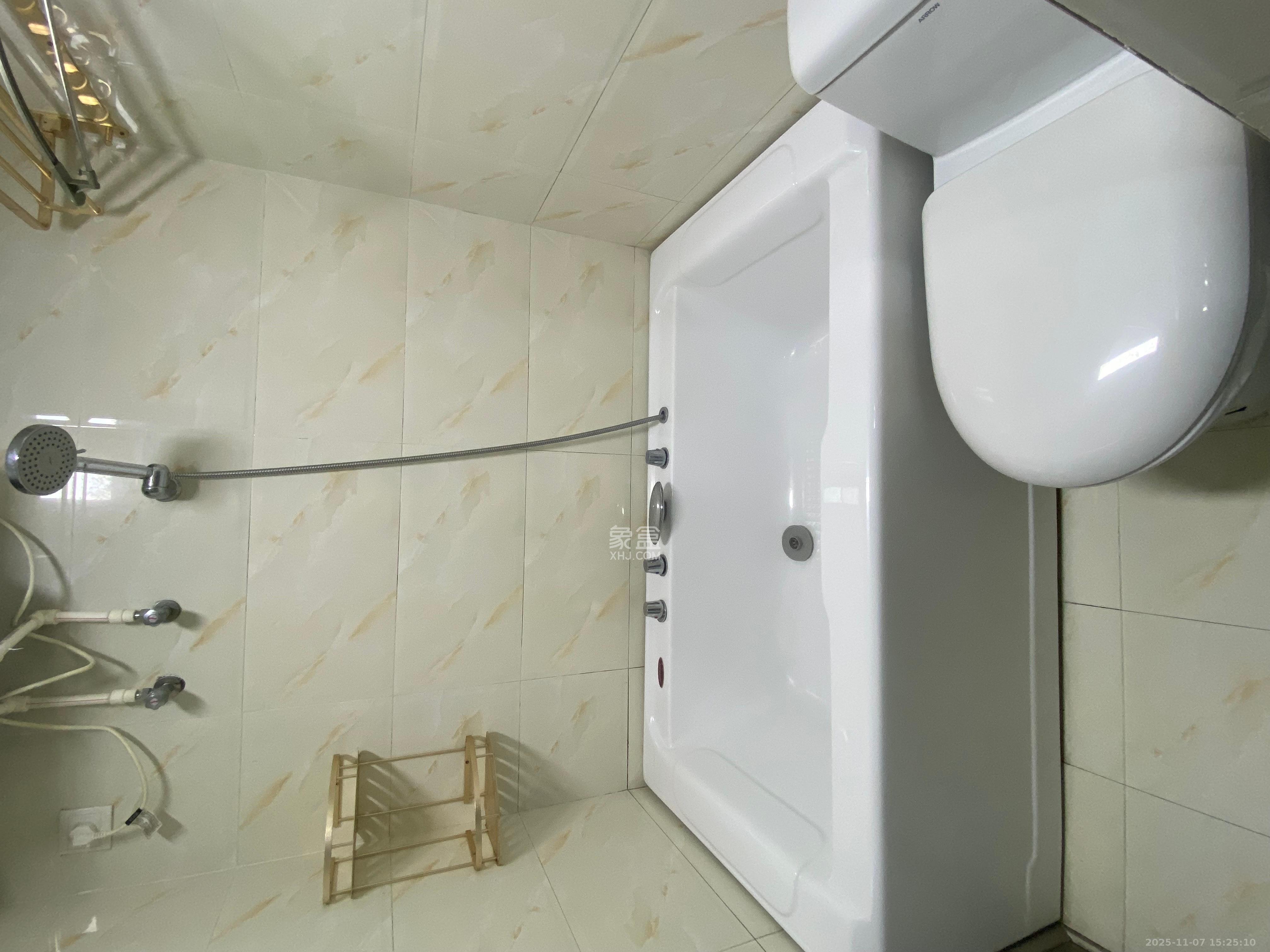 保利麓谷林语I区 1室1厅1卫 1400.0元/月 保利麓谷林语I区 1室1厅1卫 1400.0元/月室内图