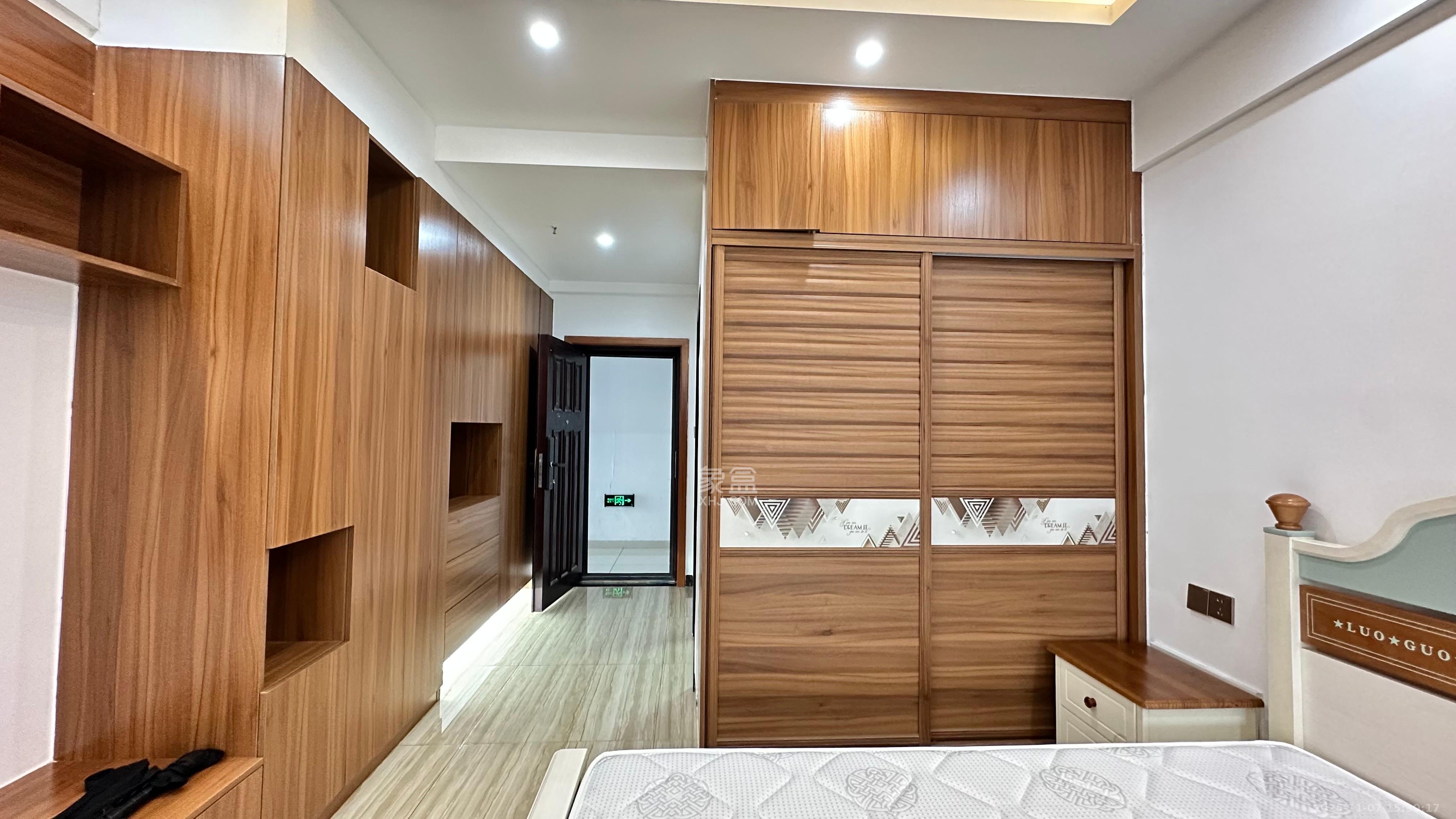 明发国际城 1室1厅1卫 1500.0元/月 明发国际城 1室1厅1卫 1500.0元/月室内图