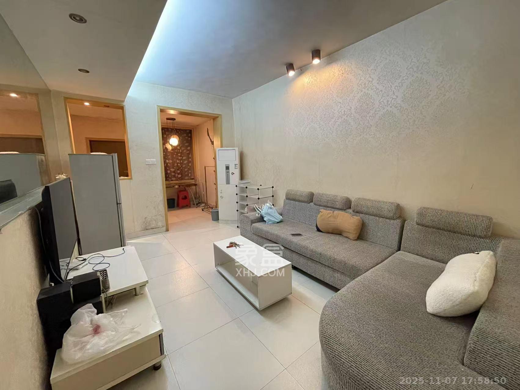 东瓜山一村  1室1厅1卫    1000.0元/月