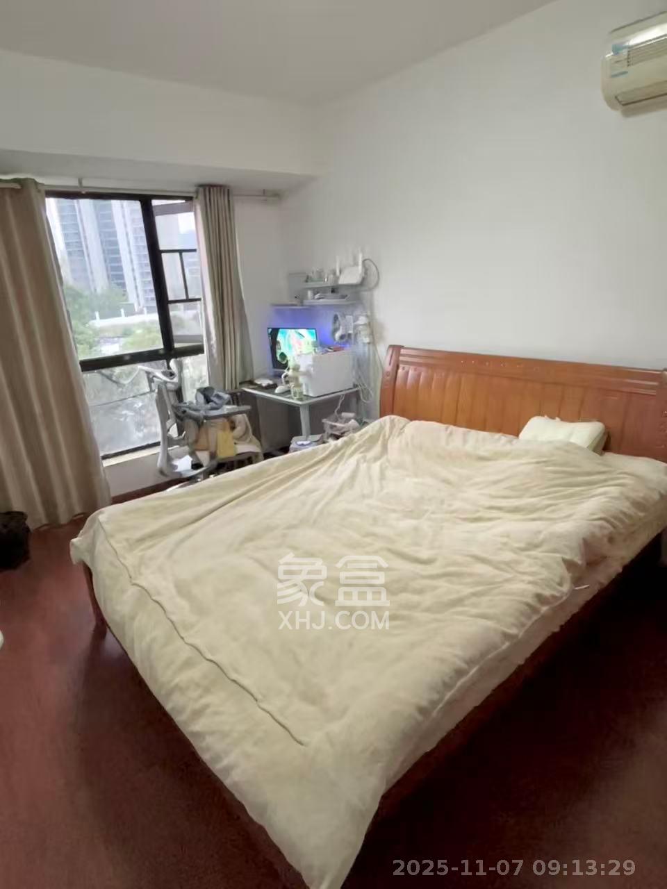 阿普阿布  1室1厅1卫    1800.0元/月