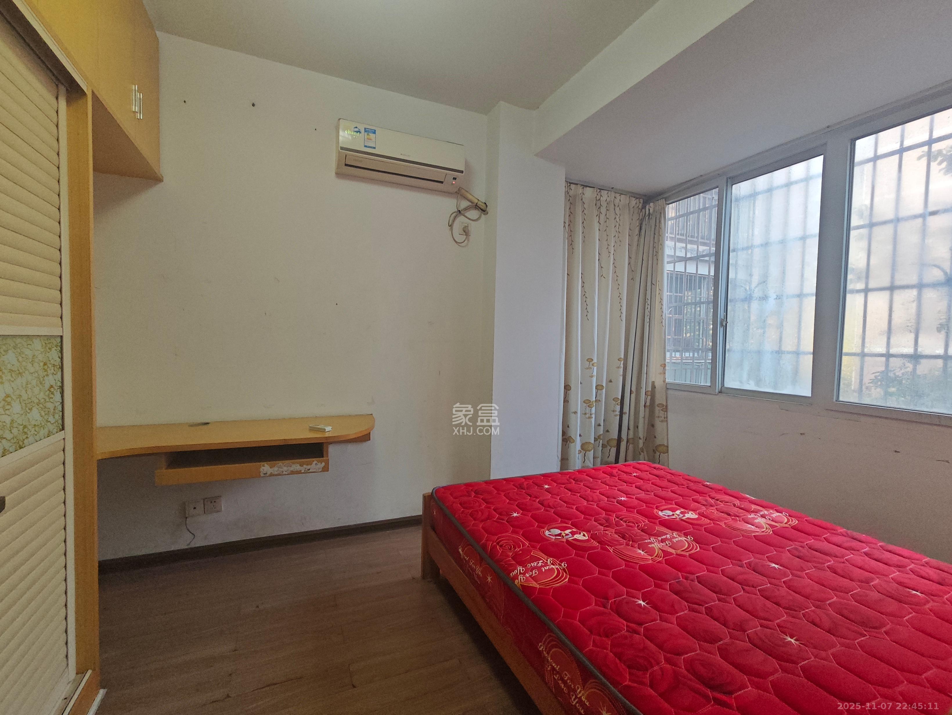 星城国际  2室2厅1卫    1300.0元/月室内图