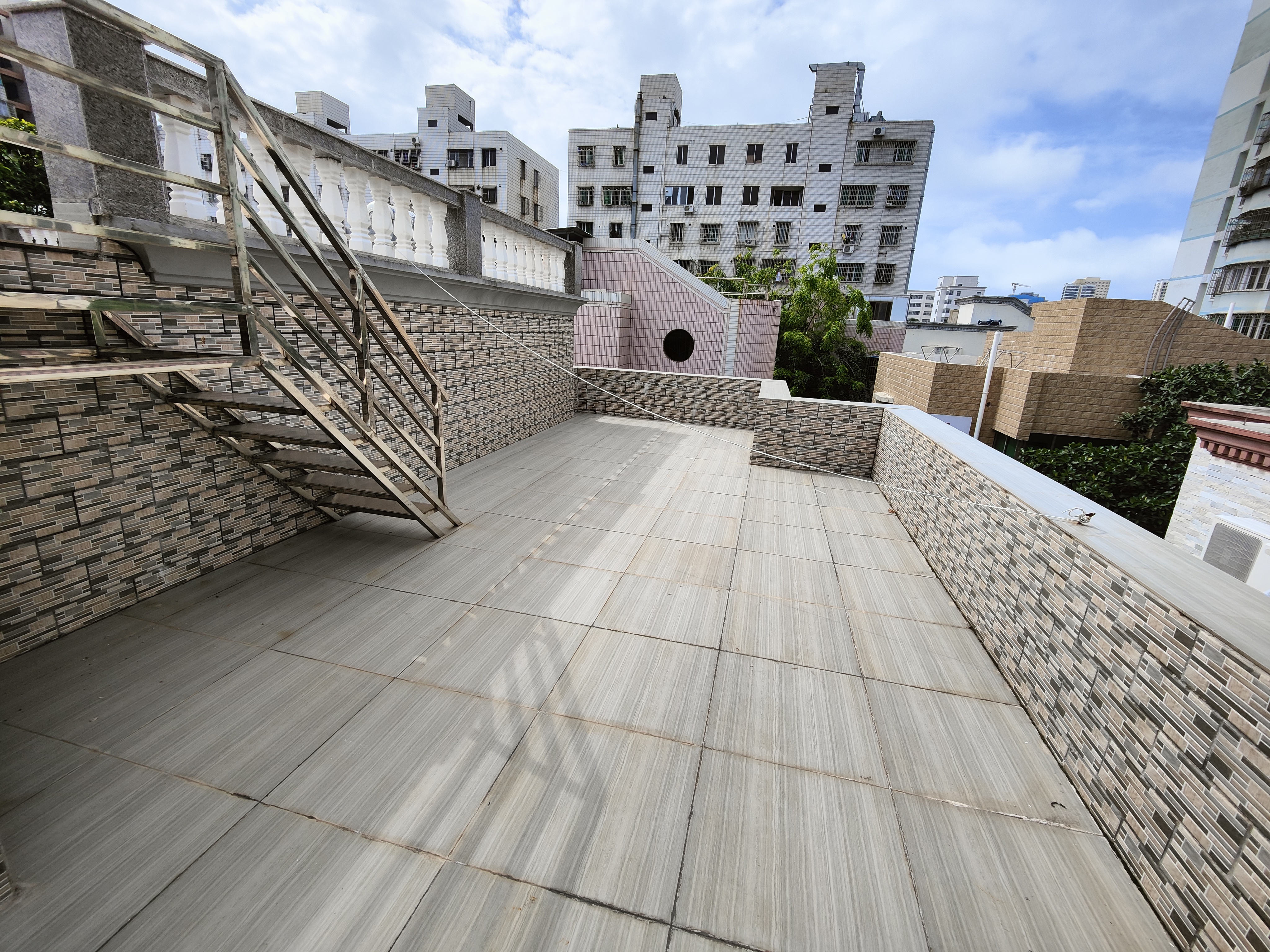 富怡别墅  8室3厅5卫    13000.0元/月室内图