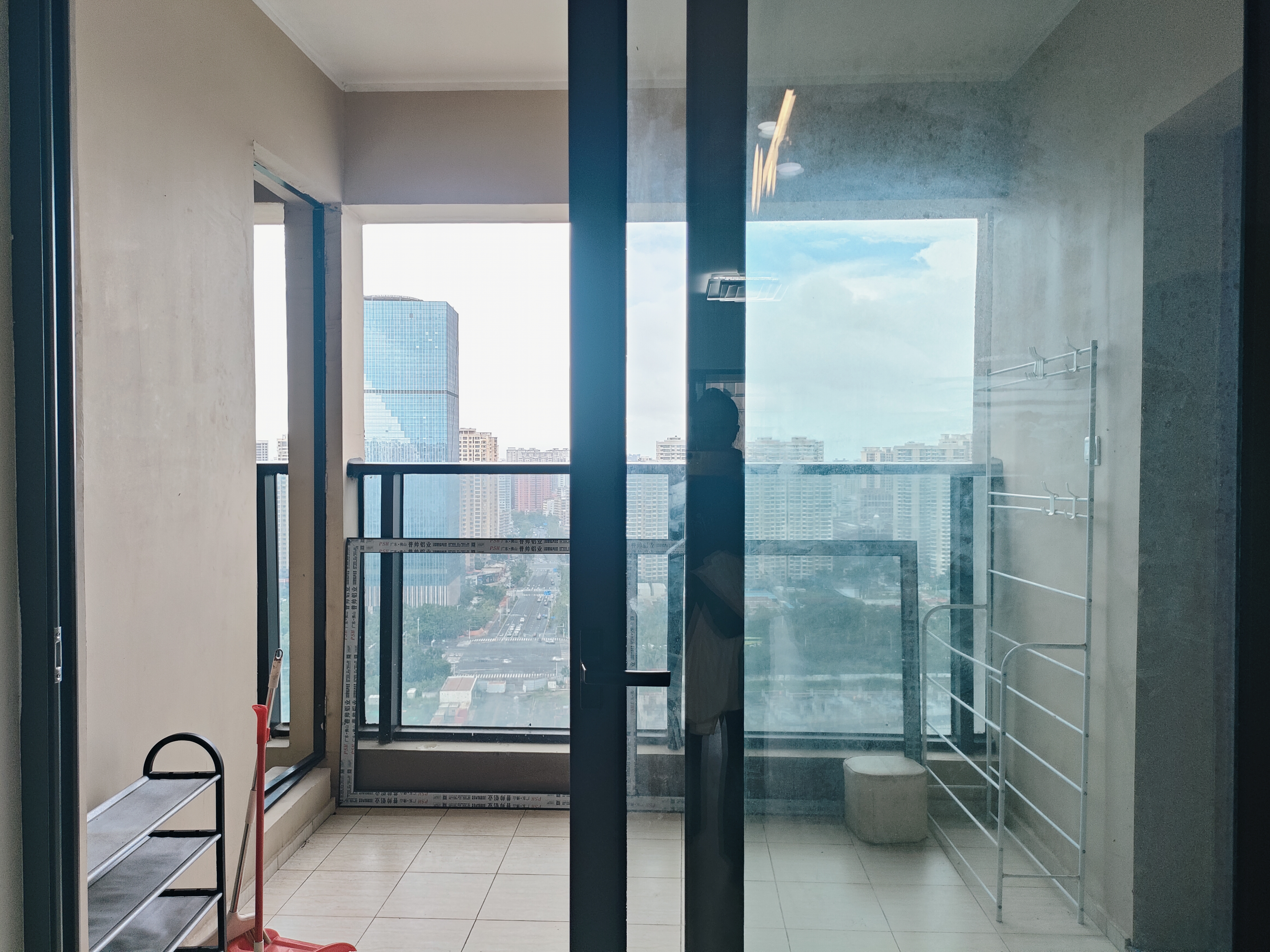 融创海口一号  3室2厅1卫    3600.0元/月室内图