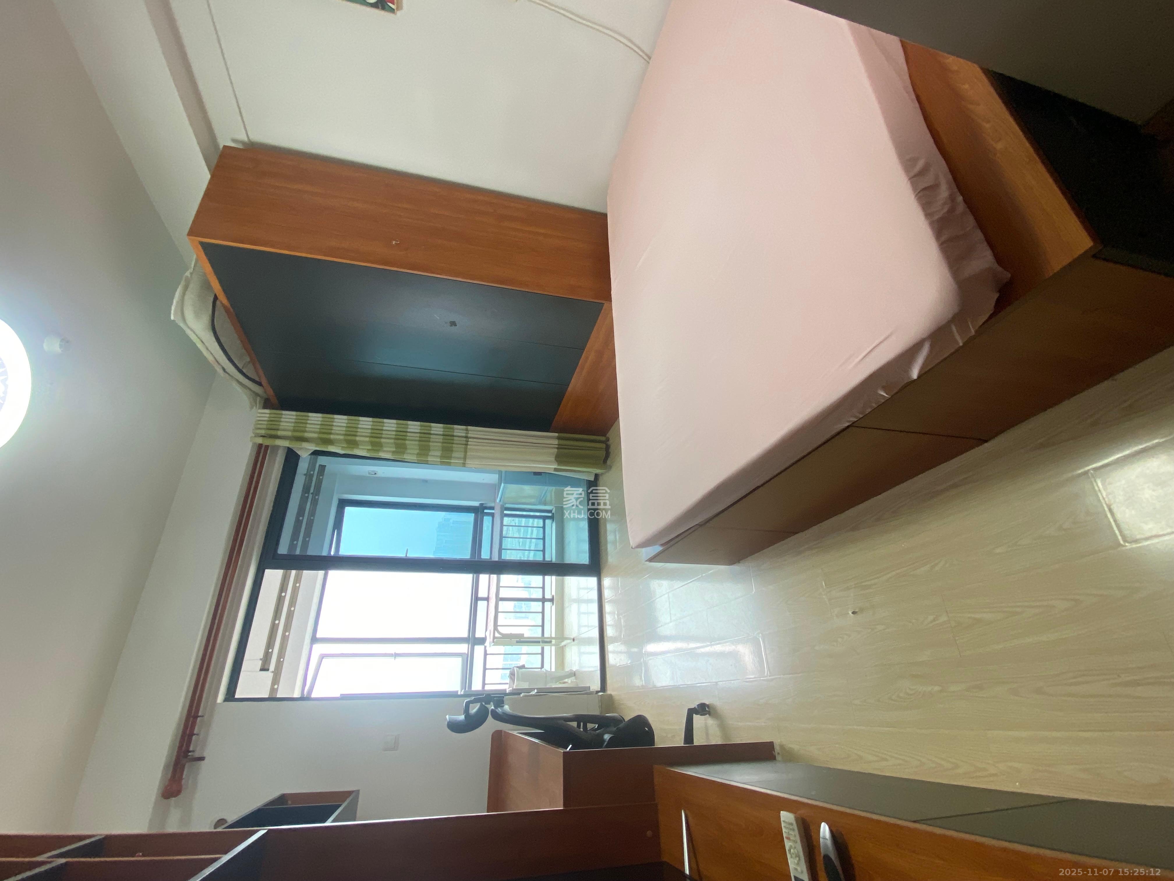 保利麓谷林语I区 1室1厅1卫 1400.0元/月 保利麓谷林语I区 1室1厅1卫 1400.0元/月室内图