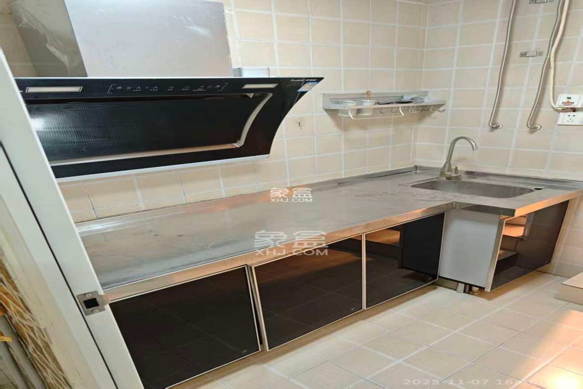 金领家族 1室1厅1卫 1280.0元/月 金领家族 1室1厅1卫 1280.0元/月室内图