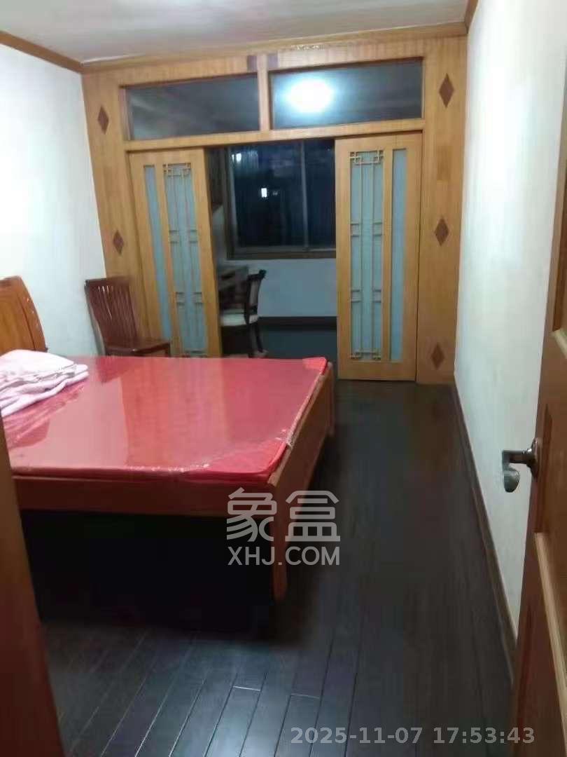 火星三片（月桂社区）  3室2厅2卫    1600.0元/月室内图