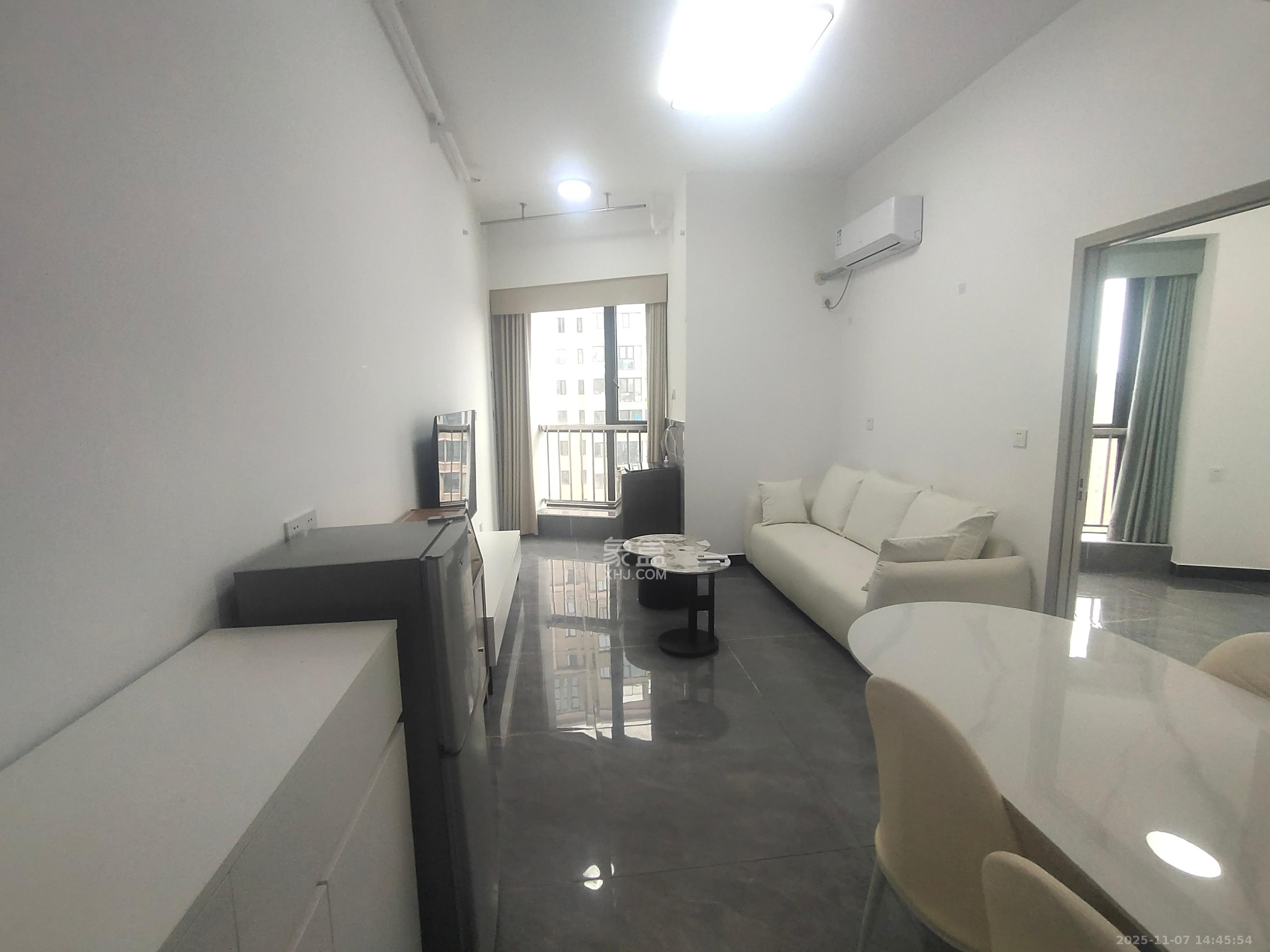 文景领秀  2室2厅1卫    1900.0元/月