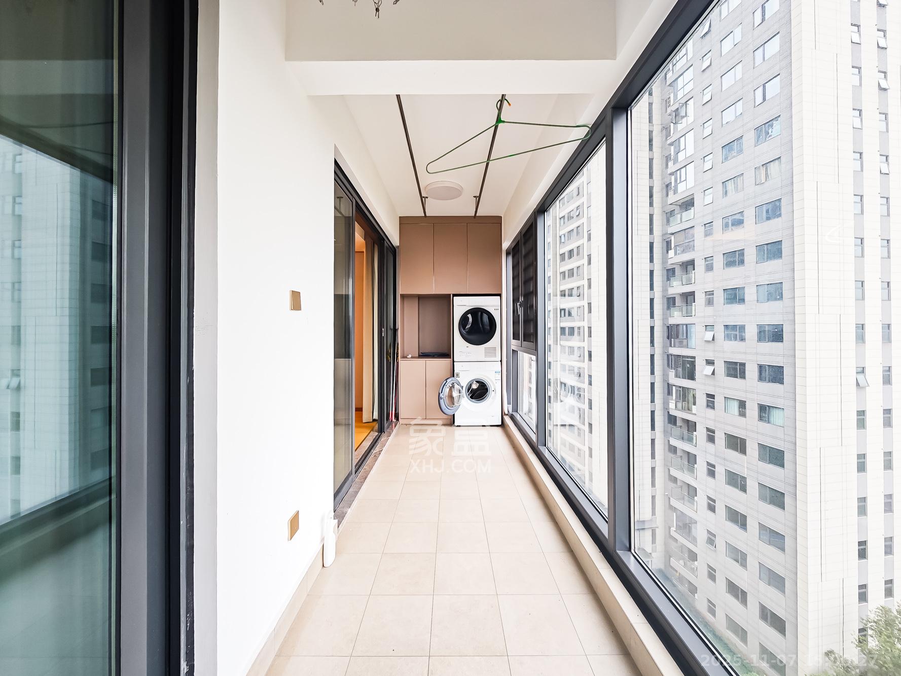 长沙万境潇湘 3室2厅2卫 137.0万 长沙万境潇湘 3室2厅2卫 137.0万阳台