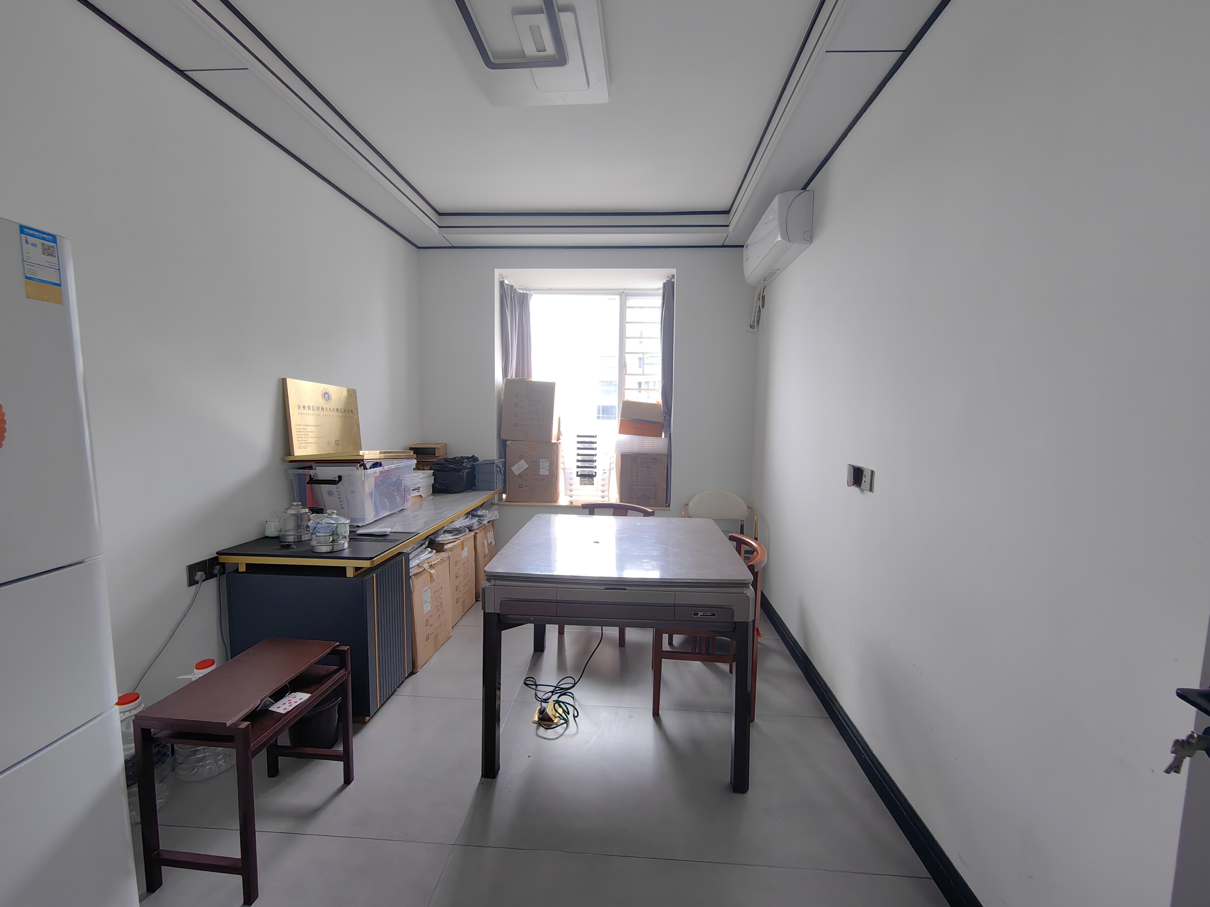 龙泉家园  4室2厅2卫    198.0万