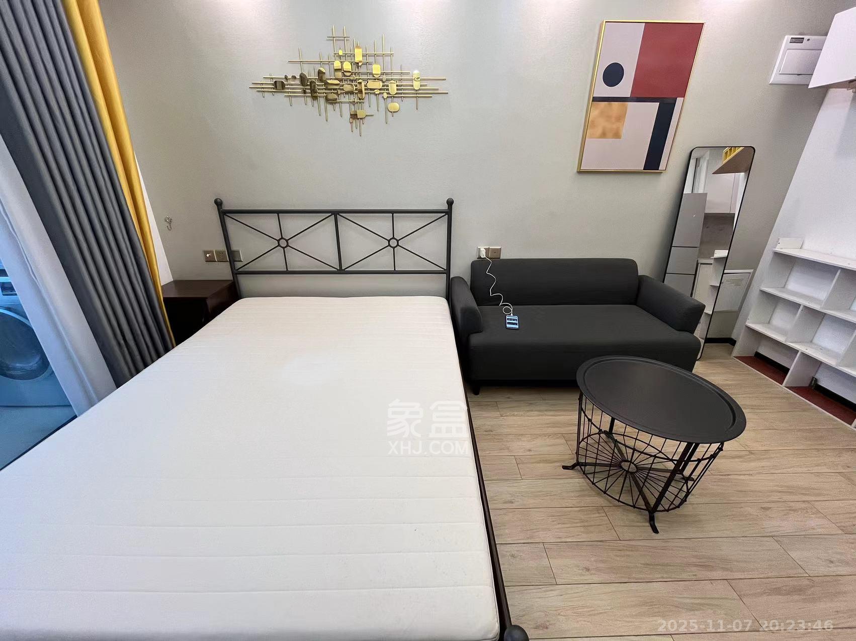 中海阅江府  1室1厅1卫    2000.0元/月室内图