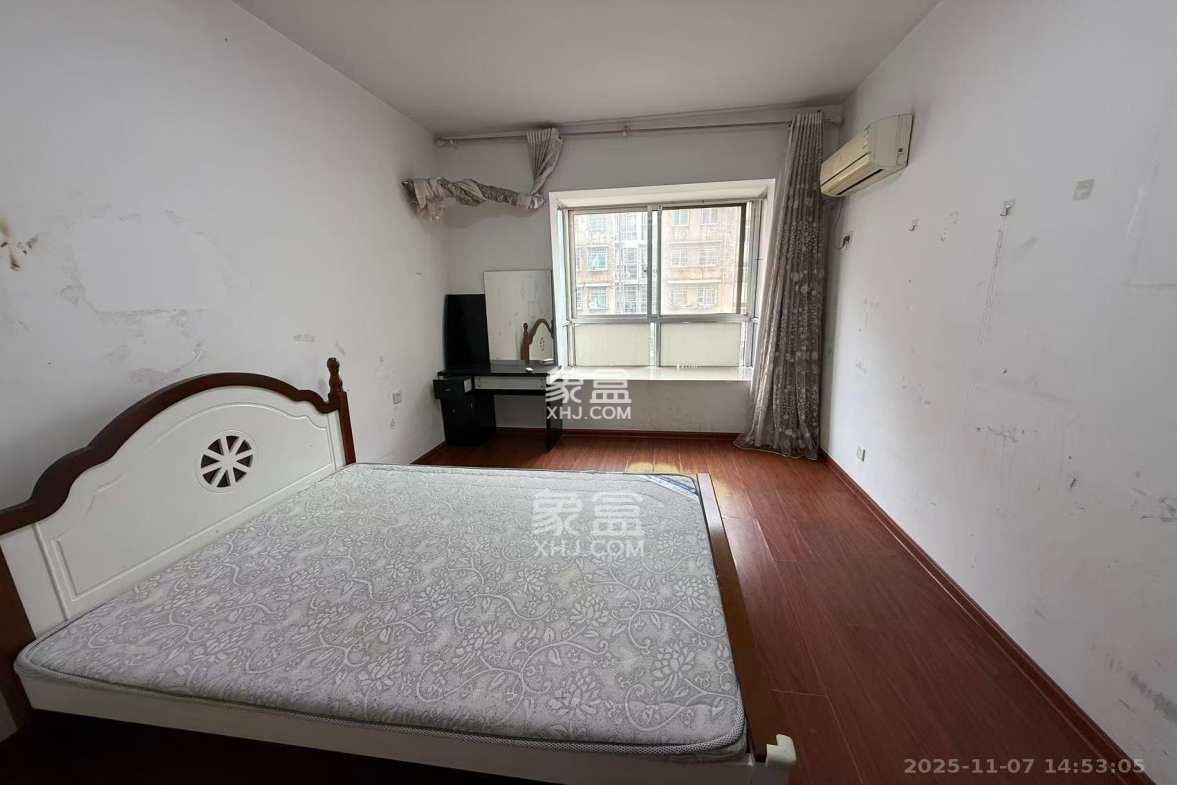 先锋新宇 2室1厅1卫 1600.0元/月 先锋新宇 2室1厅1卫 1600.0元/月室内图