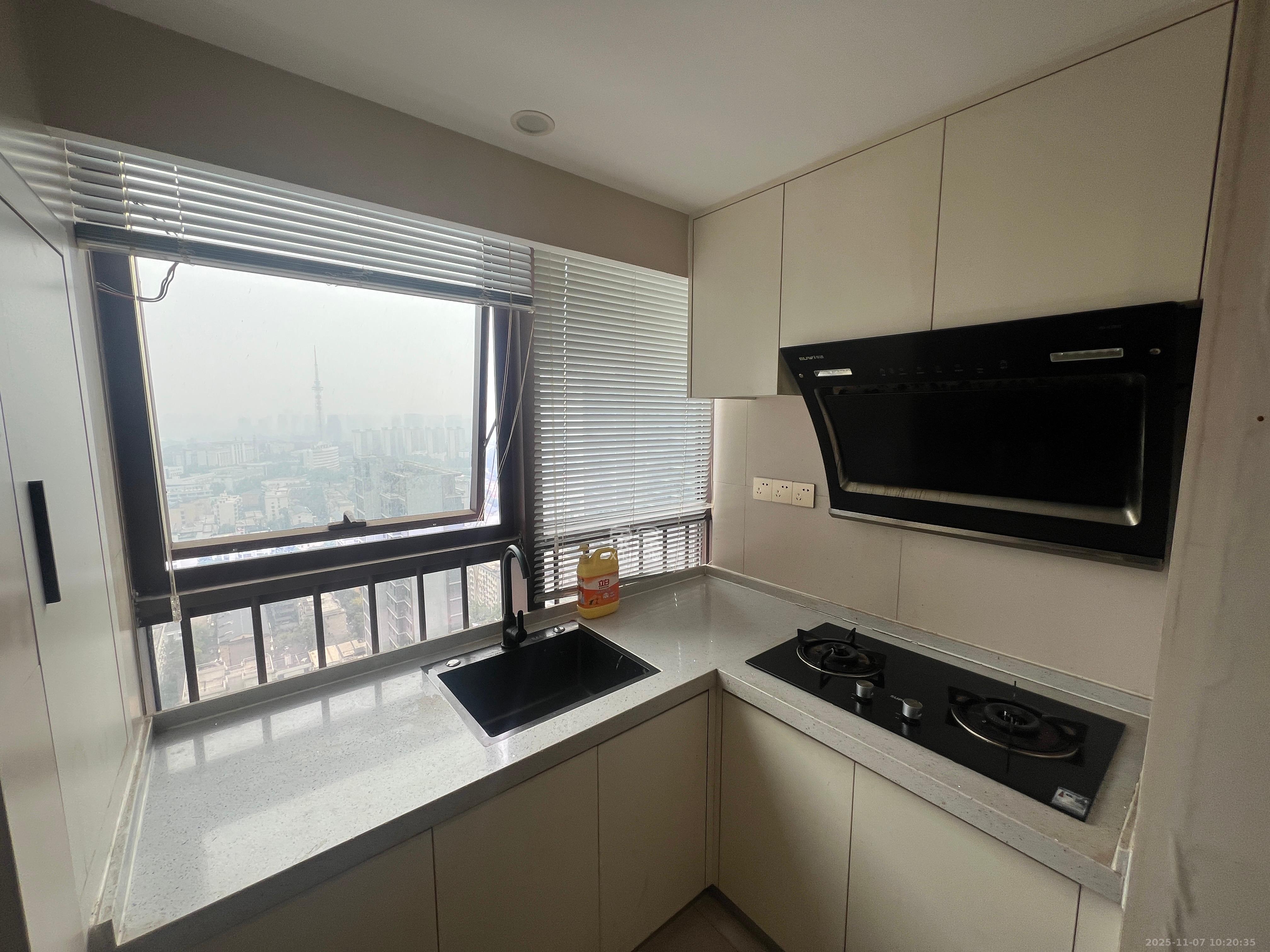 富兴时代御城  2室2厅1卫    2800.0元/月室内图