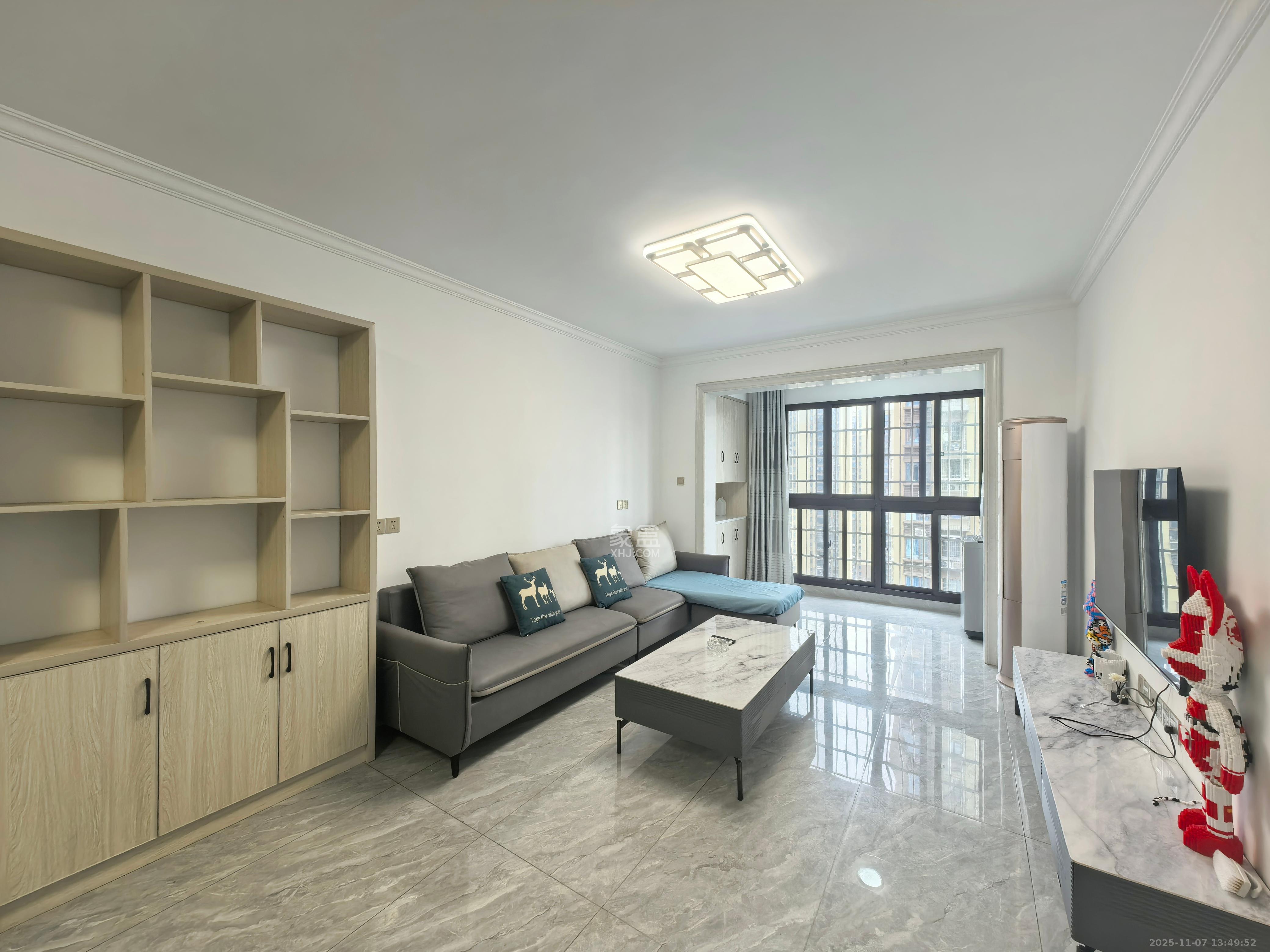 和润园三期 2室2厅1卫 2200.0元/月 和润园三期 2室2厅1卫 2200.0元/月室内图